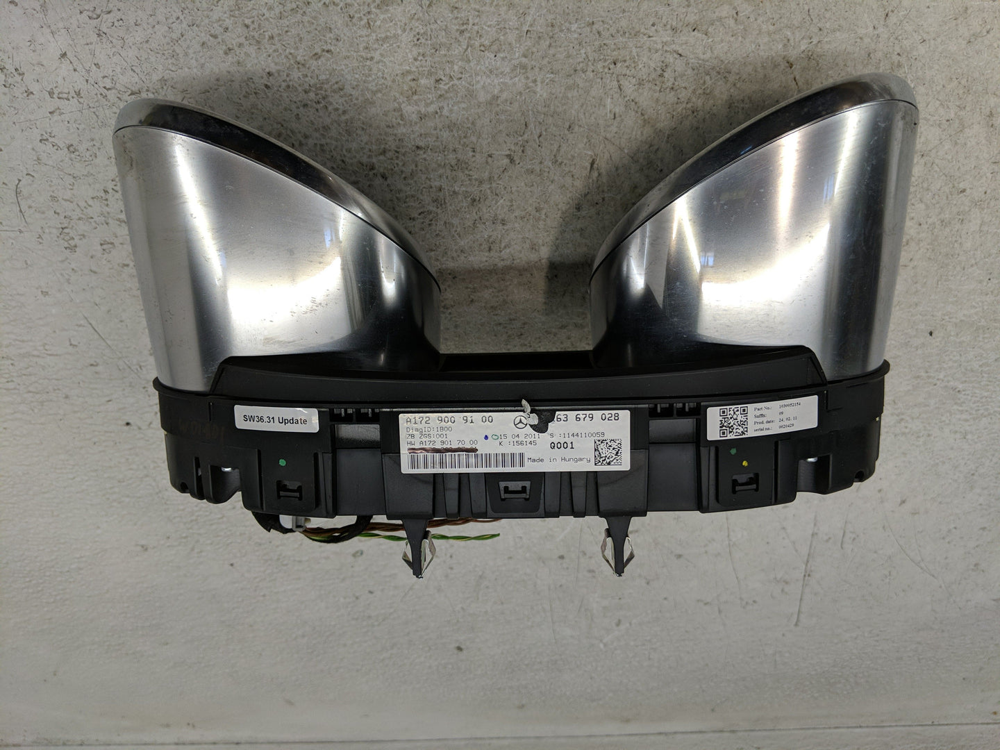 2012 Mercedes-Benz Slk200 Instrument Cluster Speedometer Gauges P/N:A172 900 91 00 Fits OEM Used Auto Parts - Oemusedautopar