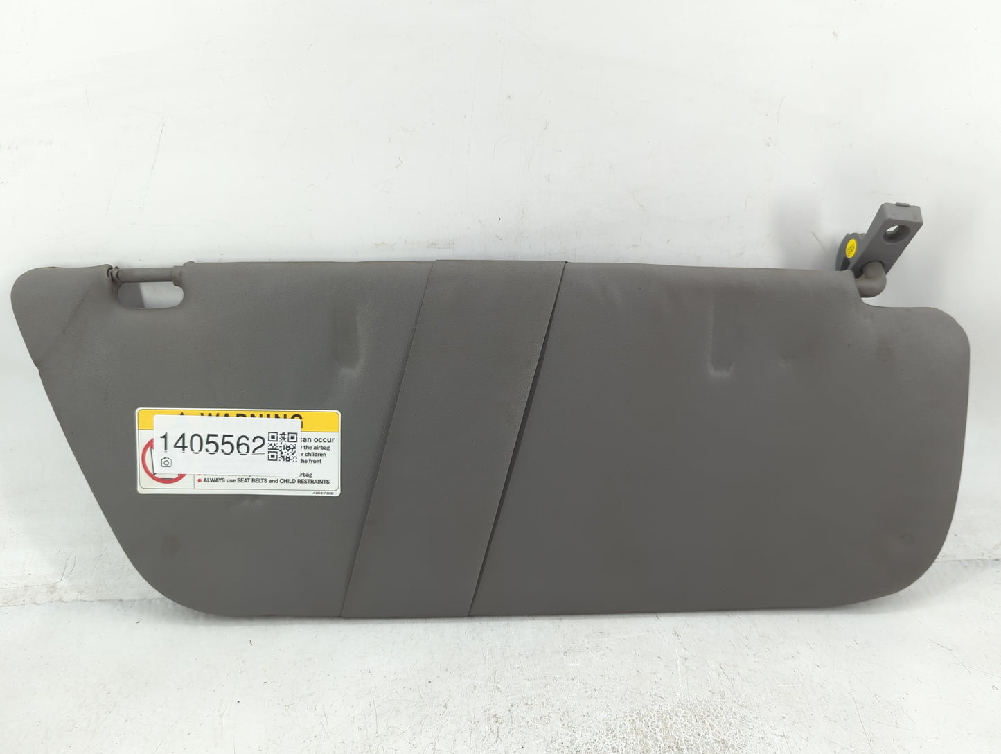 2012 Mercedes-Benz Sprinter 2500 Sun Visor Shade Replacement Passenger Right Mirror Fits OEM Used Auto Parts - Oemusedautopa
