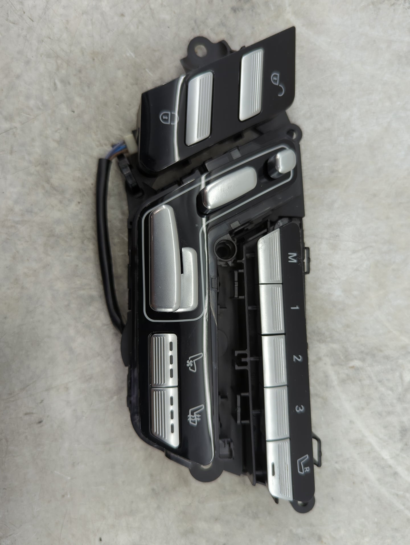2012 Mercedes-benz S Class Driver Left Seat Switch - Oemusedautoparts1.com