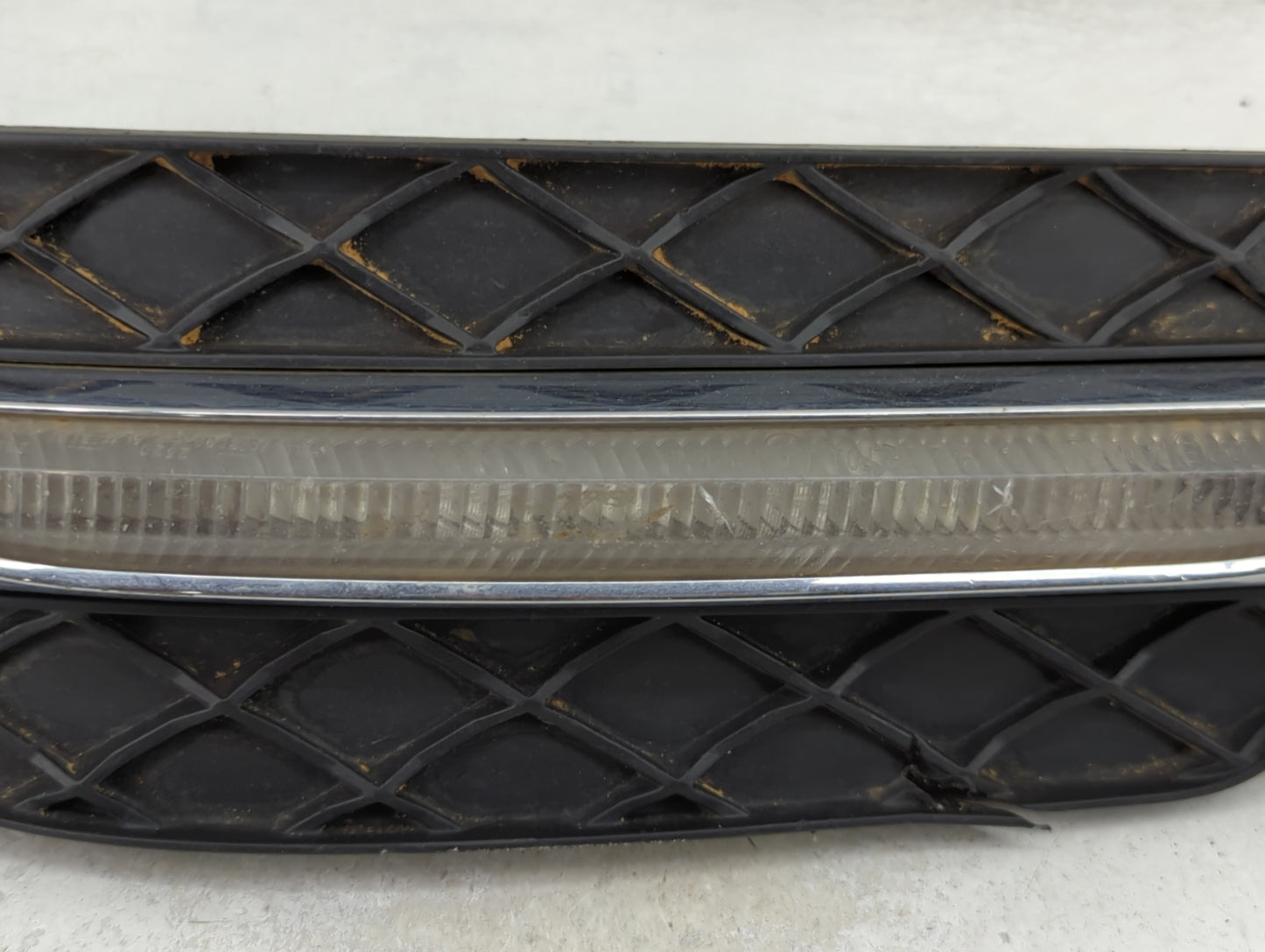 Mercedes C-class Driver Left Oem Front Light Lamp Black - Oemusedautoparts1.com