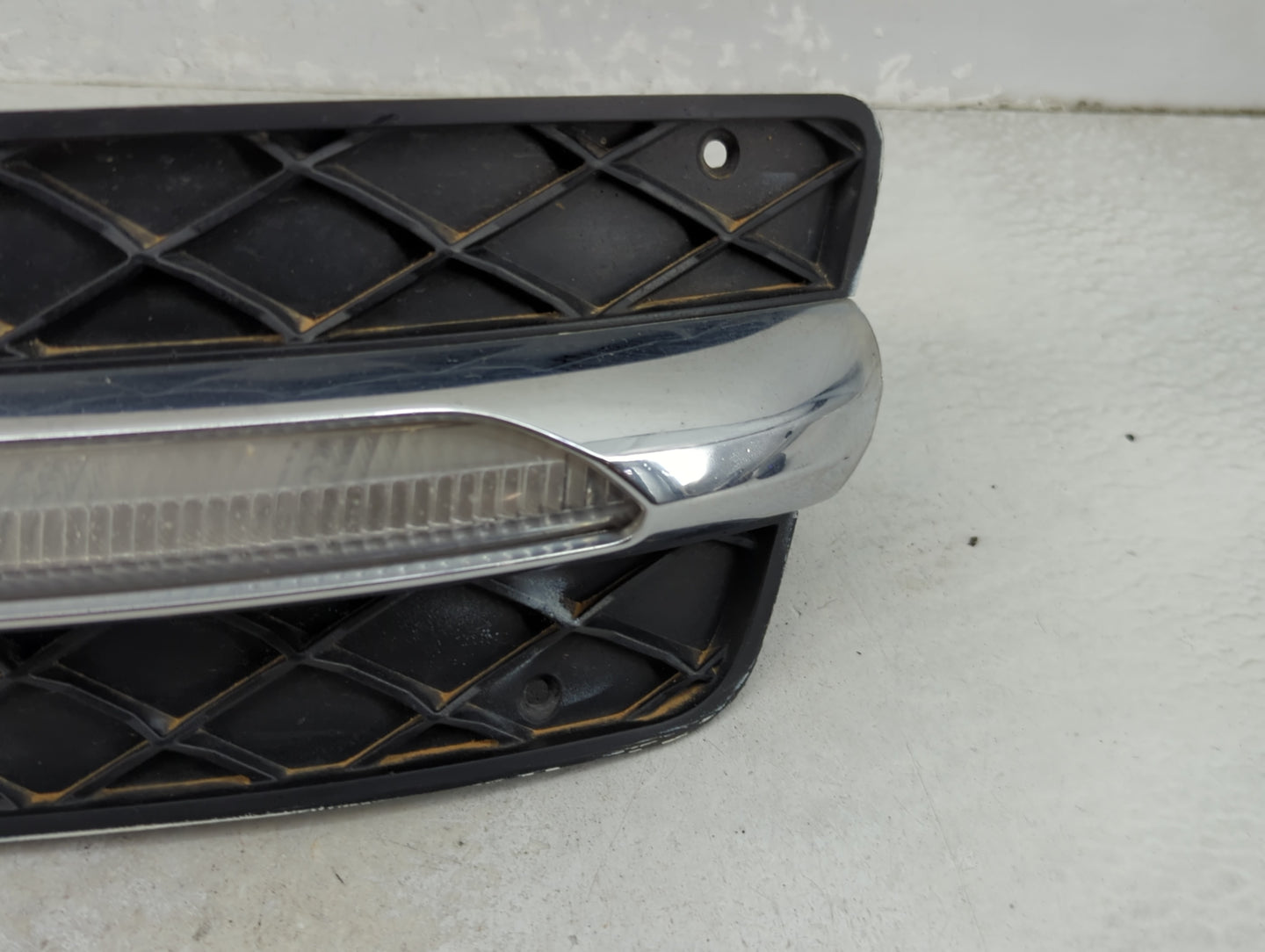 Mercedes C-class Driver Left Oem Front Light Lamp Black - Oemusedautoparts1.com