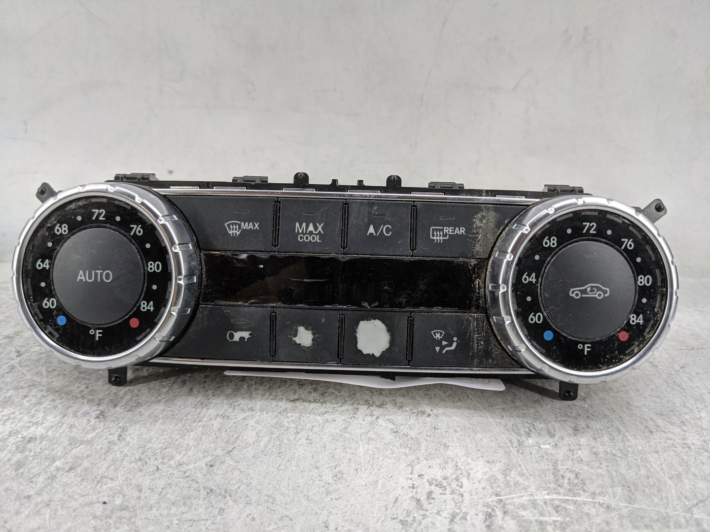 2012 Mercedes C-Class Climate Control Module Temperature AC/Heater Replacement P/N:A2049004003 Fits OEM Used Auto Parts - Oe