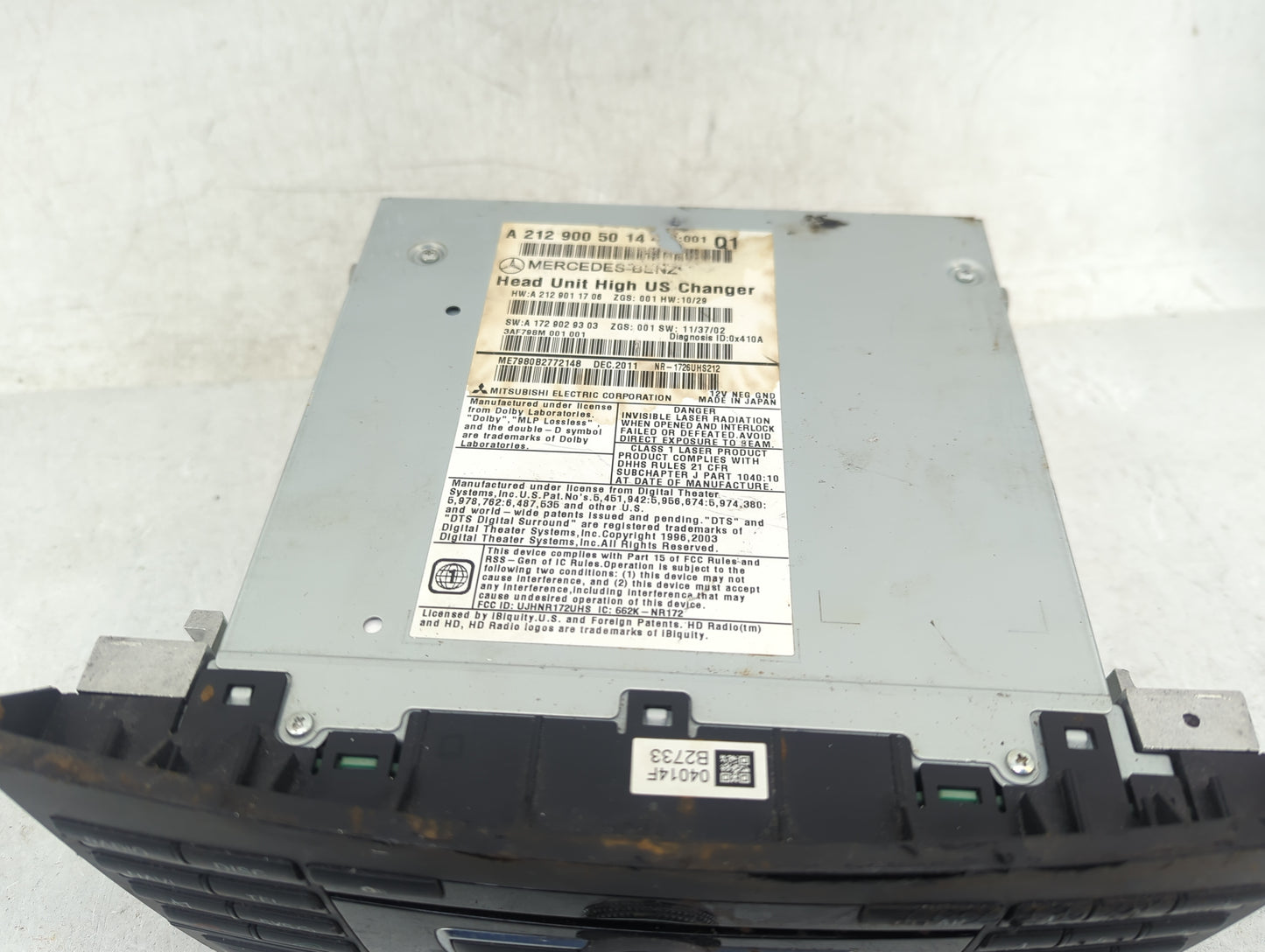 2012 Mercedes E-Class Radio AM FM Cd Player Receiver Replacement P/N:A2129005014 A2129011706, A1729029303 Fits Fits 2011 OEM