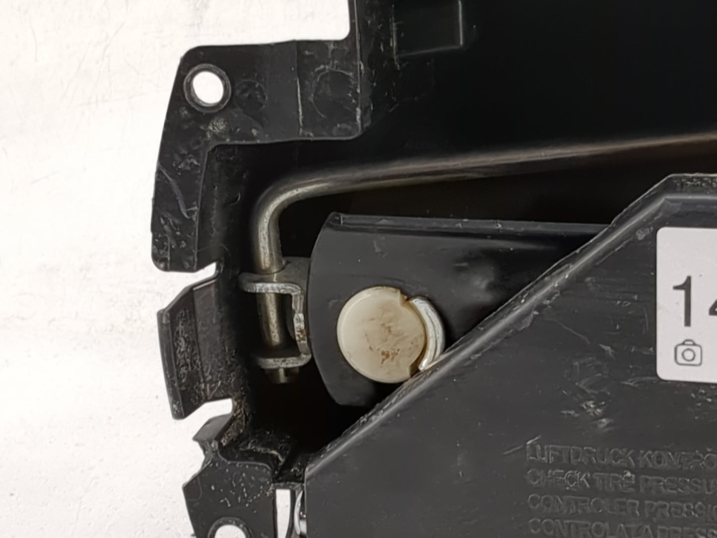 2012 Mercedes E-class Spare Scissor Car Jack Black - Oemusedautoparts1.com