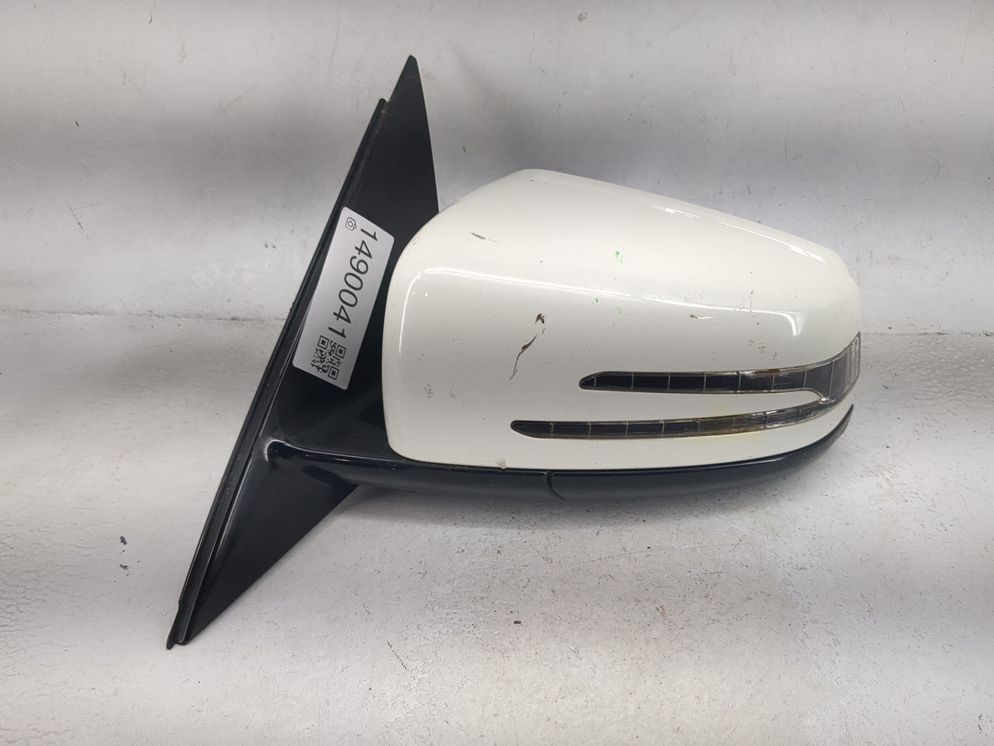 2012 Mercedes E-Class Driver Side View Mirror - Left Door Mirror OEM Used - Oemusedautoparts1.com