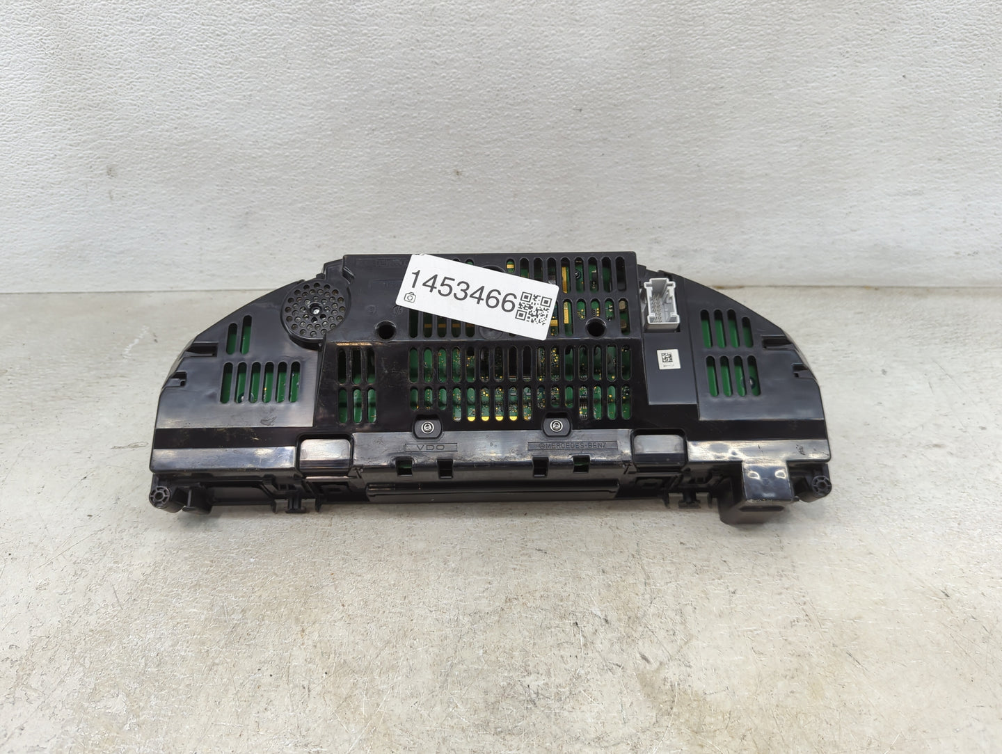 2012 Mercedes E350 Instrument Cluster Speedometer Gauges P/N:A2129004313 A2C33062000 Miles:110K Fits OEM Used Auto Parts - O