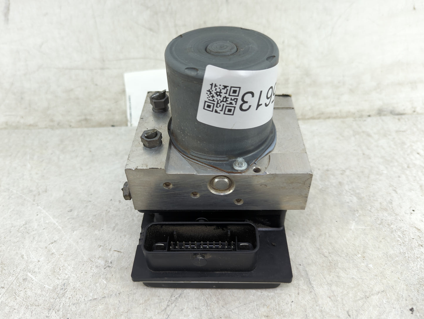 2012 Mercedes E350 ABS Pump Control Module Replacement P/N:0265236464 A2124315512 Fits Fits 2011 OEM Used Auto Parts - Oemus