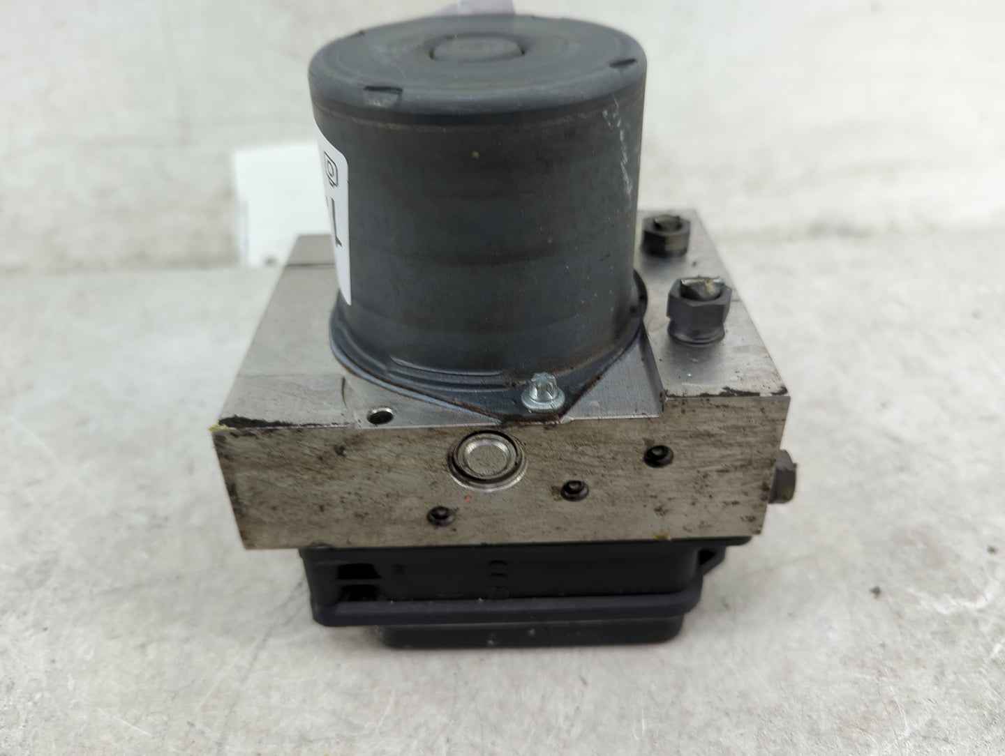 2012 Mercedes E350 ABS Pump Control Module Replacement P/N:0265236464 A2124315512 Fits Fits 2011 OEM Used Auto Parts - Oemus