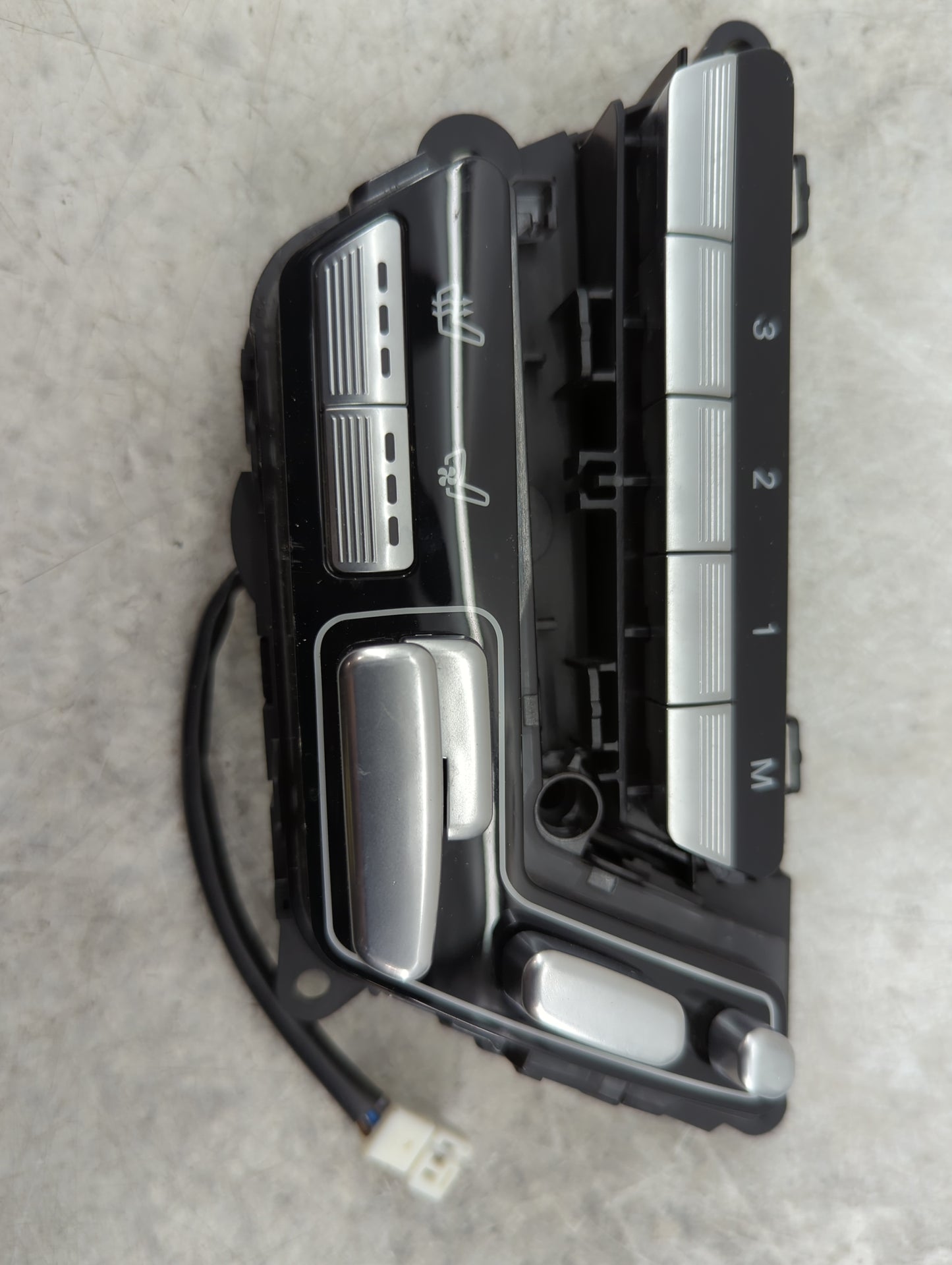 2012 Mercedes Sclass Passenger Right Seat Switch - Oemusedautoparts1.com