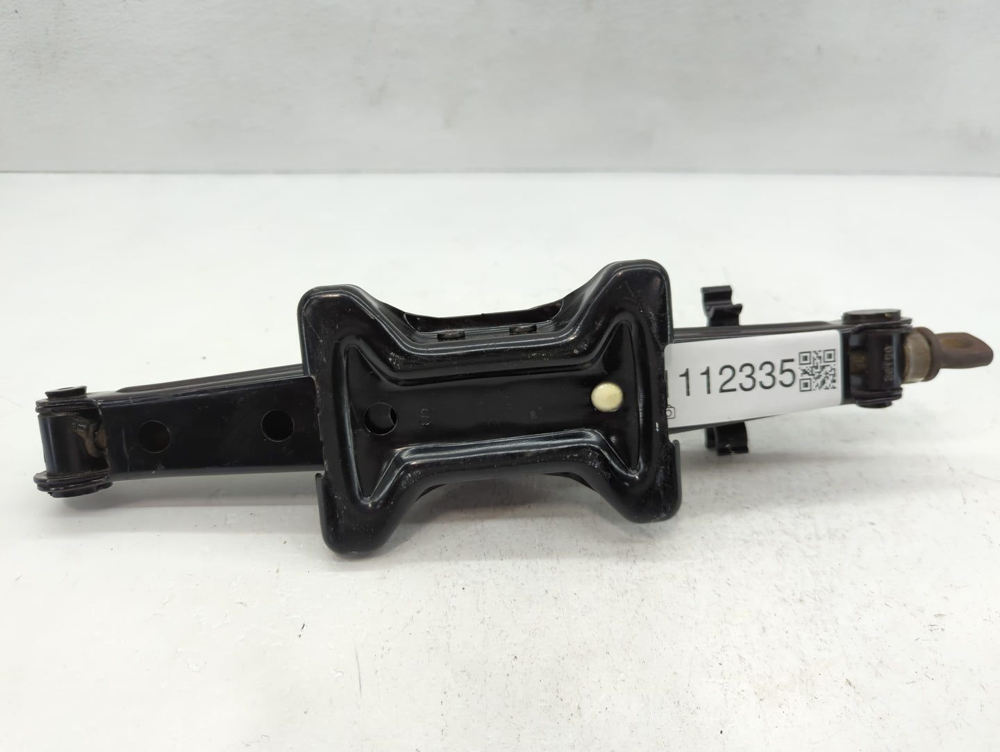 2012 Mercury Mariner Spare Scissor Car Jack - Oemusedautoparts1.com