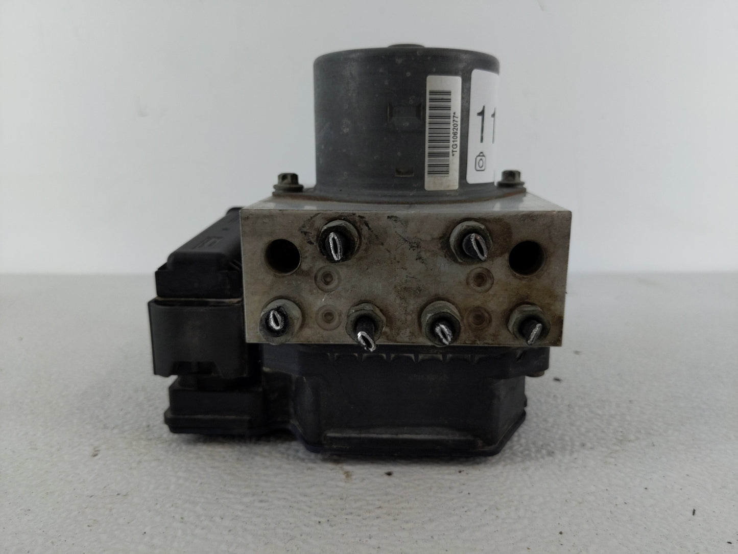 2012-2013 Mini Cooper ABS Pump Control Module Replacement P/N:3451 6796698 01 Fits Fits 2012 2013 OEM Used Auto Parts - Oemu