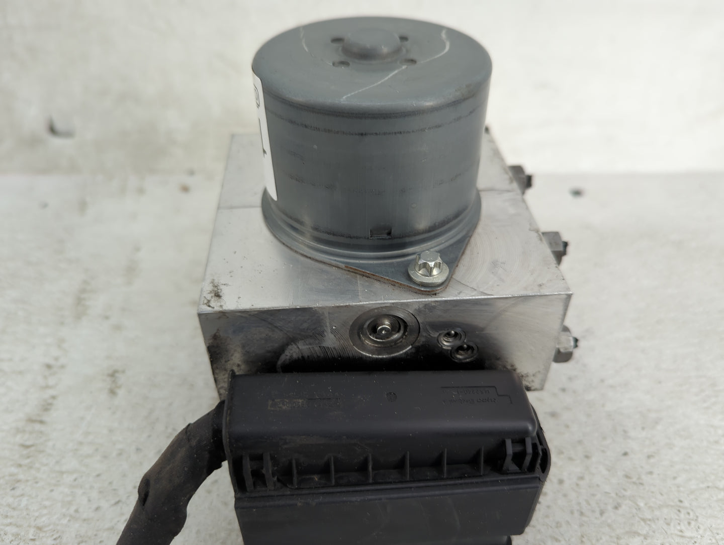 2012 Mini Cooper ABS Pump Control Module Replacement P/N:6796698 6796700, 54086050, 17723705, 18186305-A, 60944569418112116 
