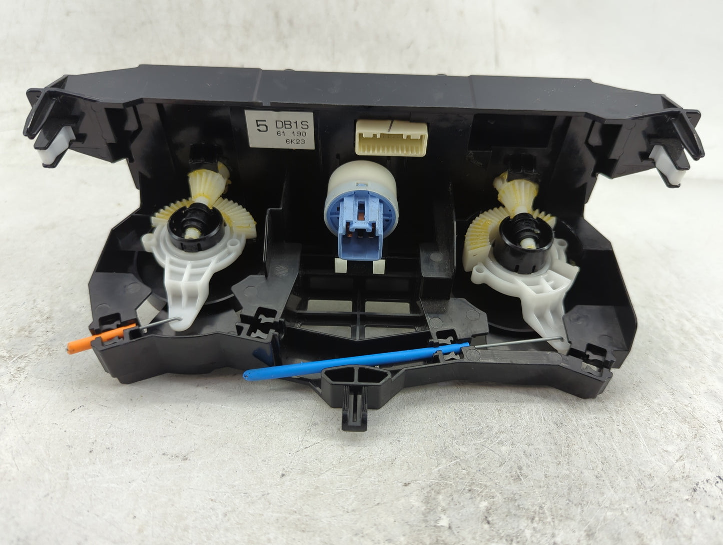 2011-2014 Mini Cooper Climate Control Module Temperature AC/Heater Replacement P/N:DB1S 61190, 6K23 Fits Fits 2011 2012 2013