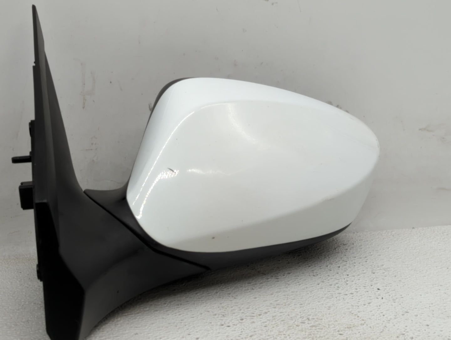 2011-2014 Mini Cooper Driver Side View Mirror - Left Door Mirror OEM Used - Oemusedautoparts1.com