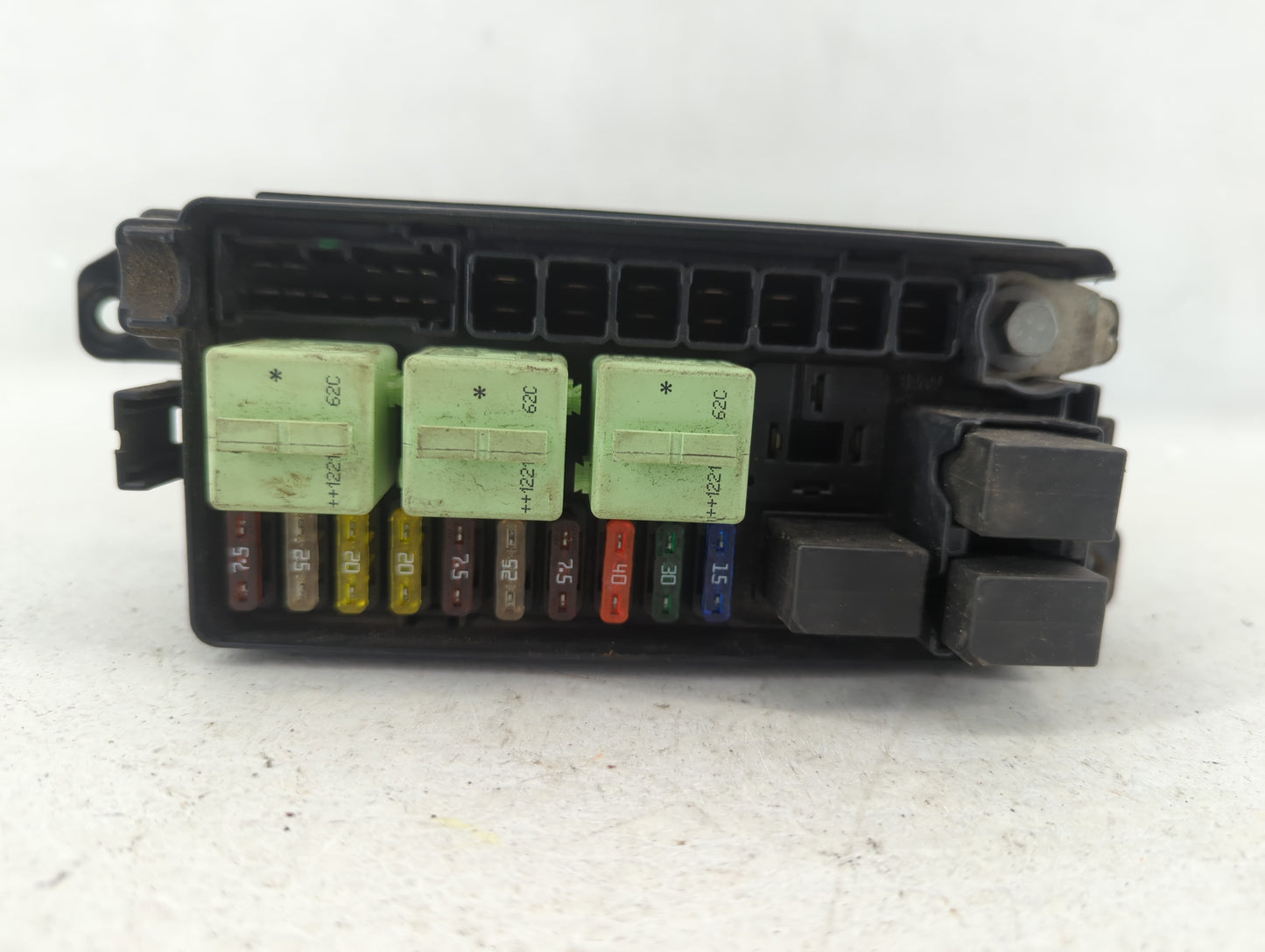 2011-2016 Mini Cooper Fusebox Fuse Box Panel Relay Module P/N:9240943 Fits Fits 2011 2012 2013 2014 2015 2016 OEM Used Auto 