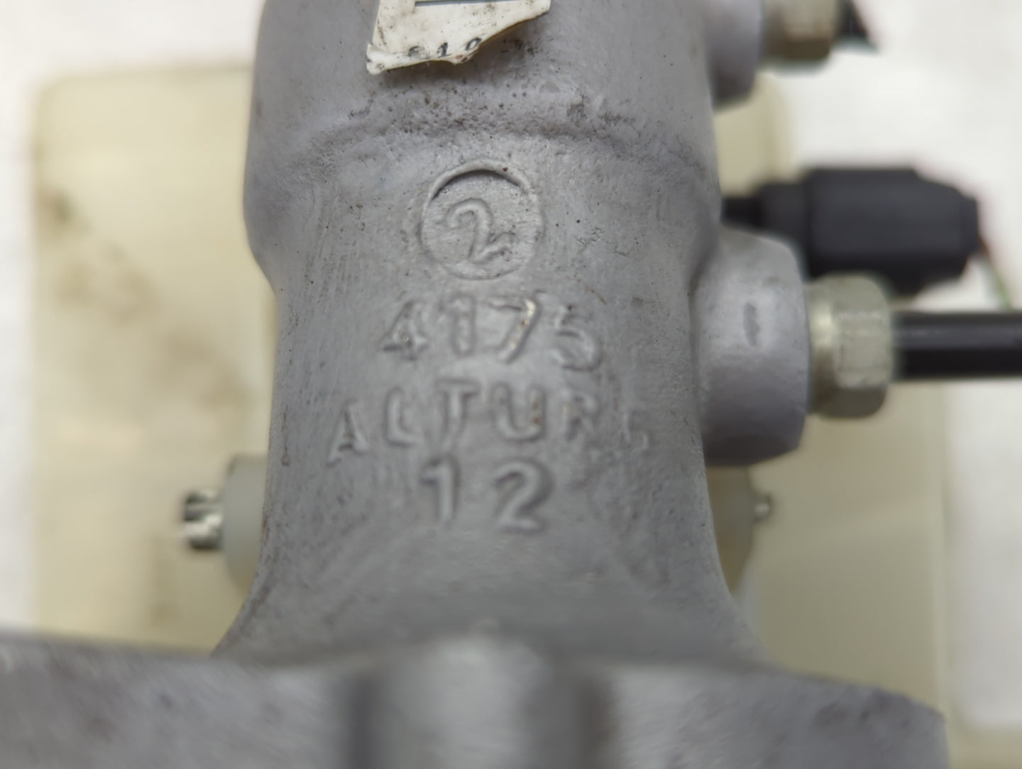 2008-2014 Mini Cooper Brake Master Cylinder 610428 - Oemusedautoparts1.com