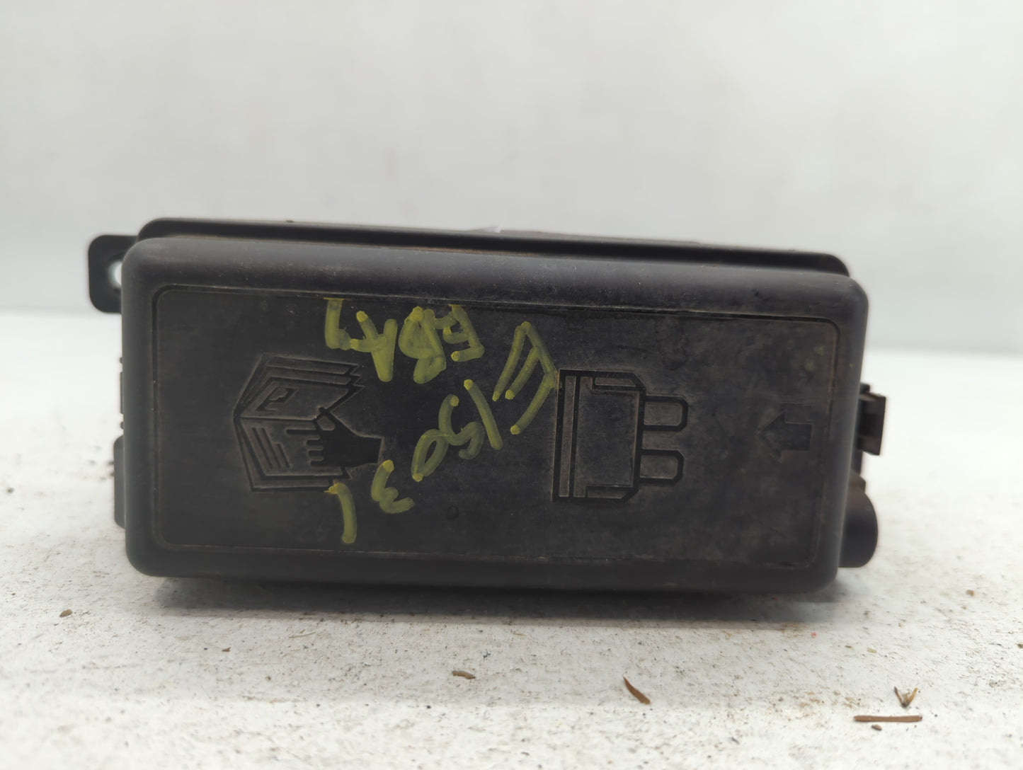 2011-2016 Mini Cooper Fusebox Fuse Box Panel Relay Module P/N:9240943-02 PP-T20, 172360-10 Fits Fits 2011 2012 2013 2014 201