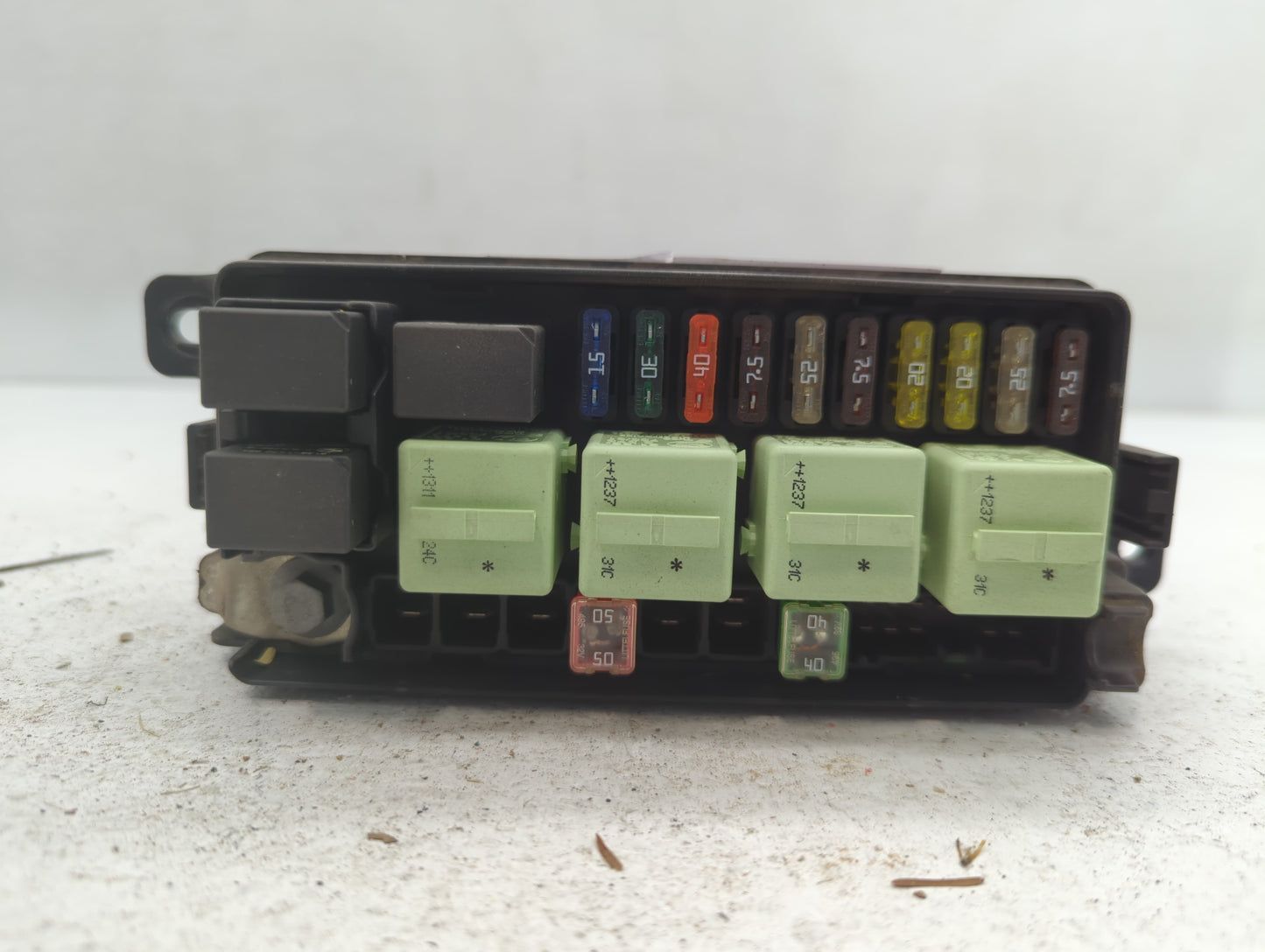 2011-2016 Mini Cooper Fusebox Fuse Box Panel Relay Module P/N:9240943-02 PP-T20, 172360-10 Fits Fits 2011 2012 2013 2014 201