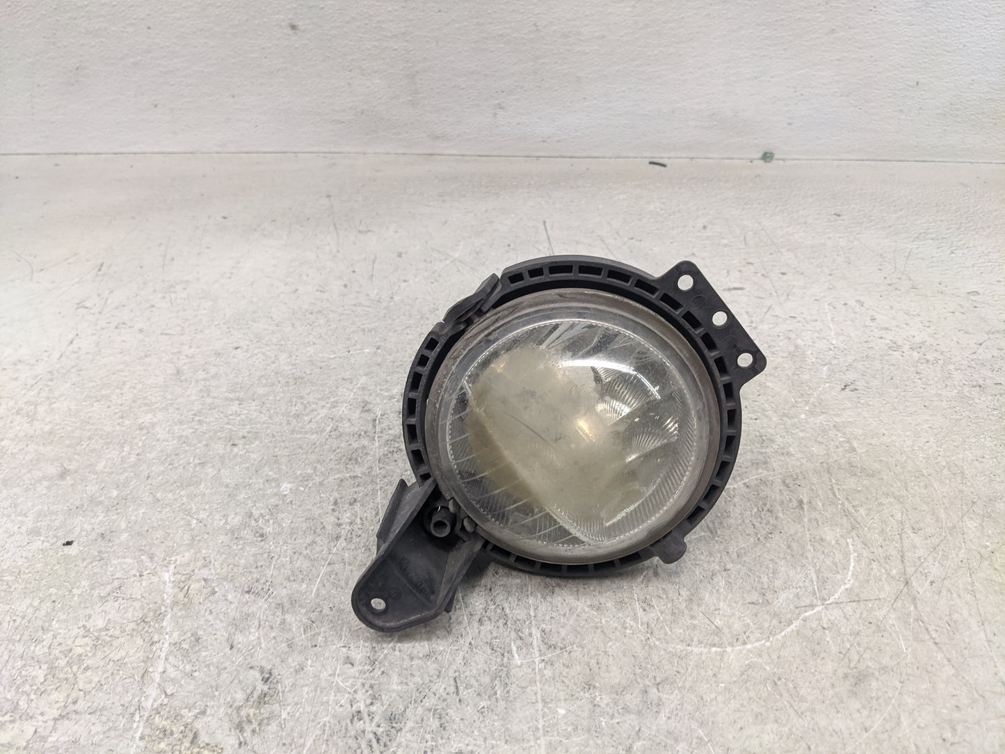 Mini Cooper Clubman Driver Left Oem Fog Light Lamp - Oemusedautoparts1.com