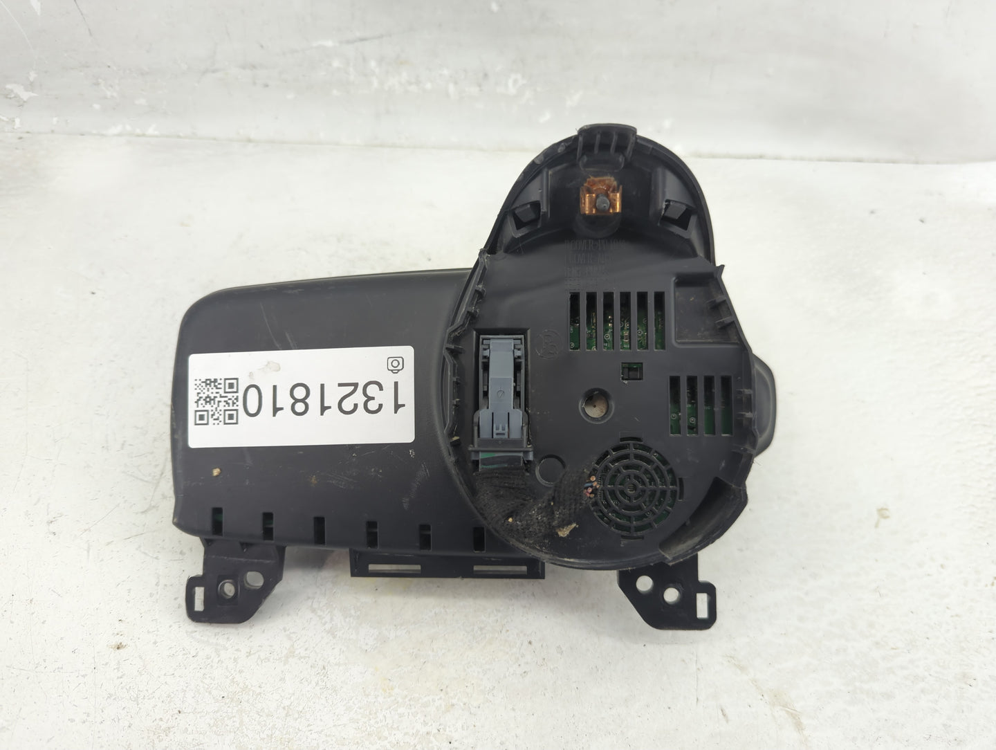 2012 Mini Cooper Countryman Instrument Cluster Speedometer Gauges P/N:95146528 Fits OEM Used Auto Parts - Oemusedautoparts1.