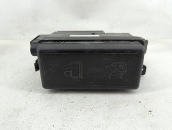 compare product 2012-2016 Mini Cooper Countryman Fusebox Fuse Box Panel Relay Module P/N:9240946-01 172360-10 Fits OEM Used Auto Parts