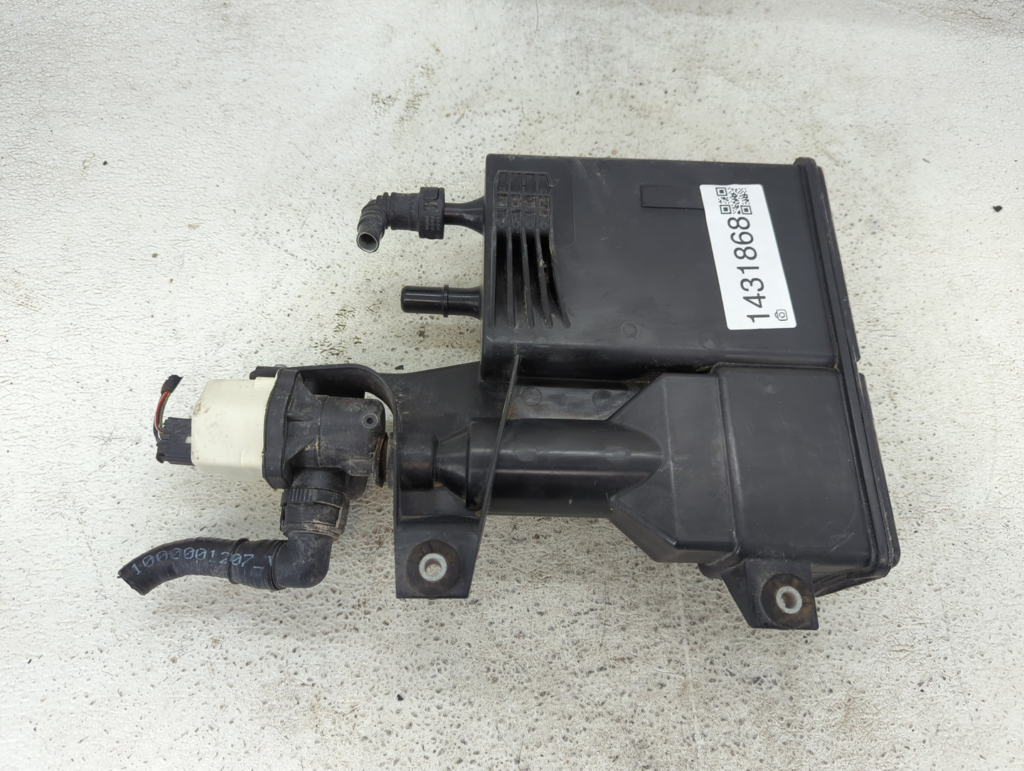 2012 Mini Cooper Countryman Fuel Vapor Charcoal Canister - Oemusedautoparts1.com