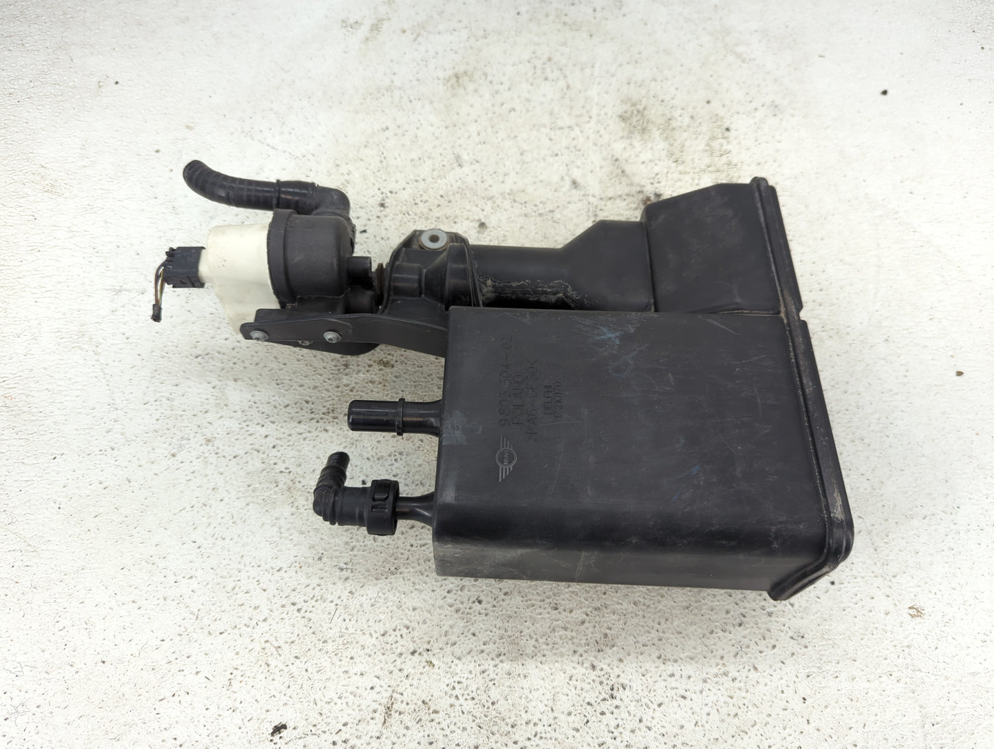 2012 Mini Cooper Countryman Fuel Vapor Charcoal Canister - Oemusedautoparts1.com