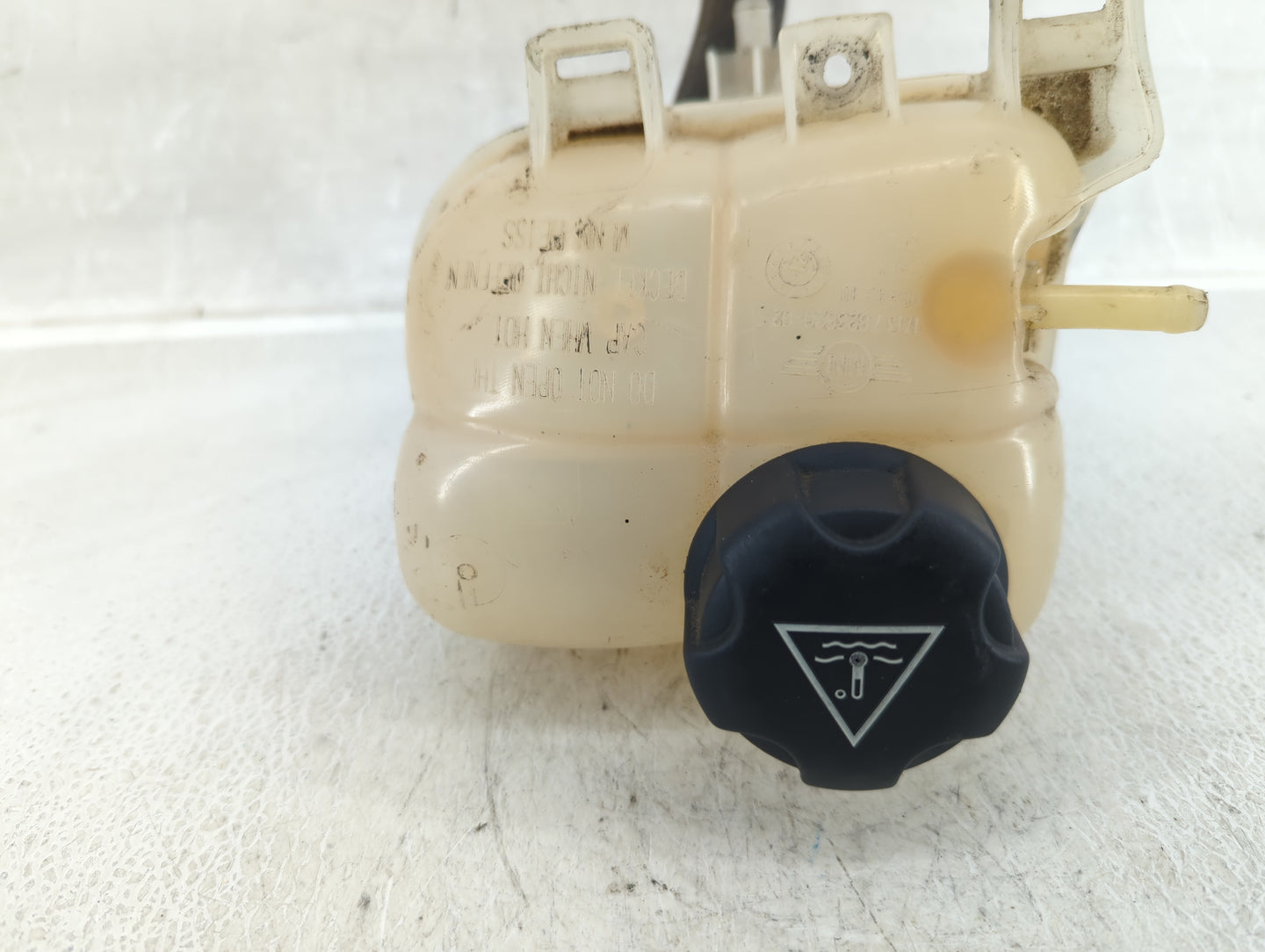2011 Cooper Countryman Radiator Coolant Overflow Expansion Tank Bottle - Oemusedautoparts1.com