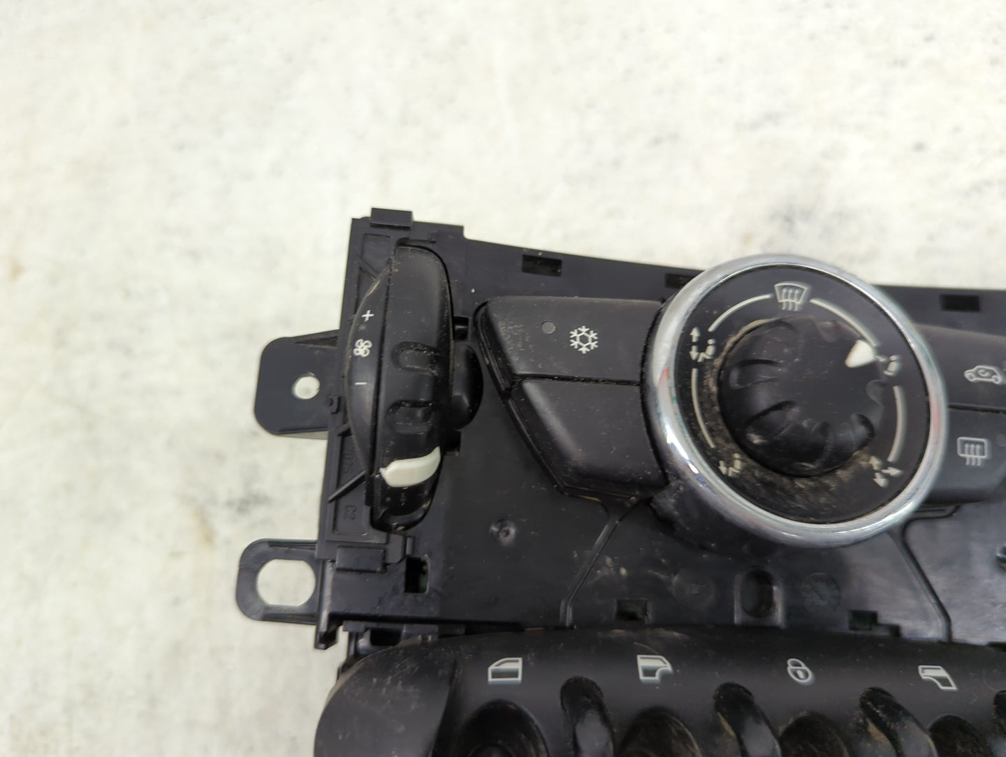 2012 Mini Countryman Climate Control Module Temperature AC/Heater Replacement Fits Fits 2011 2013 2014 OEM Used Auto Parts -