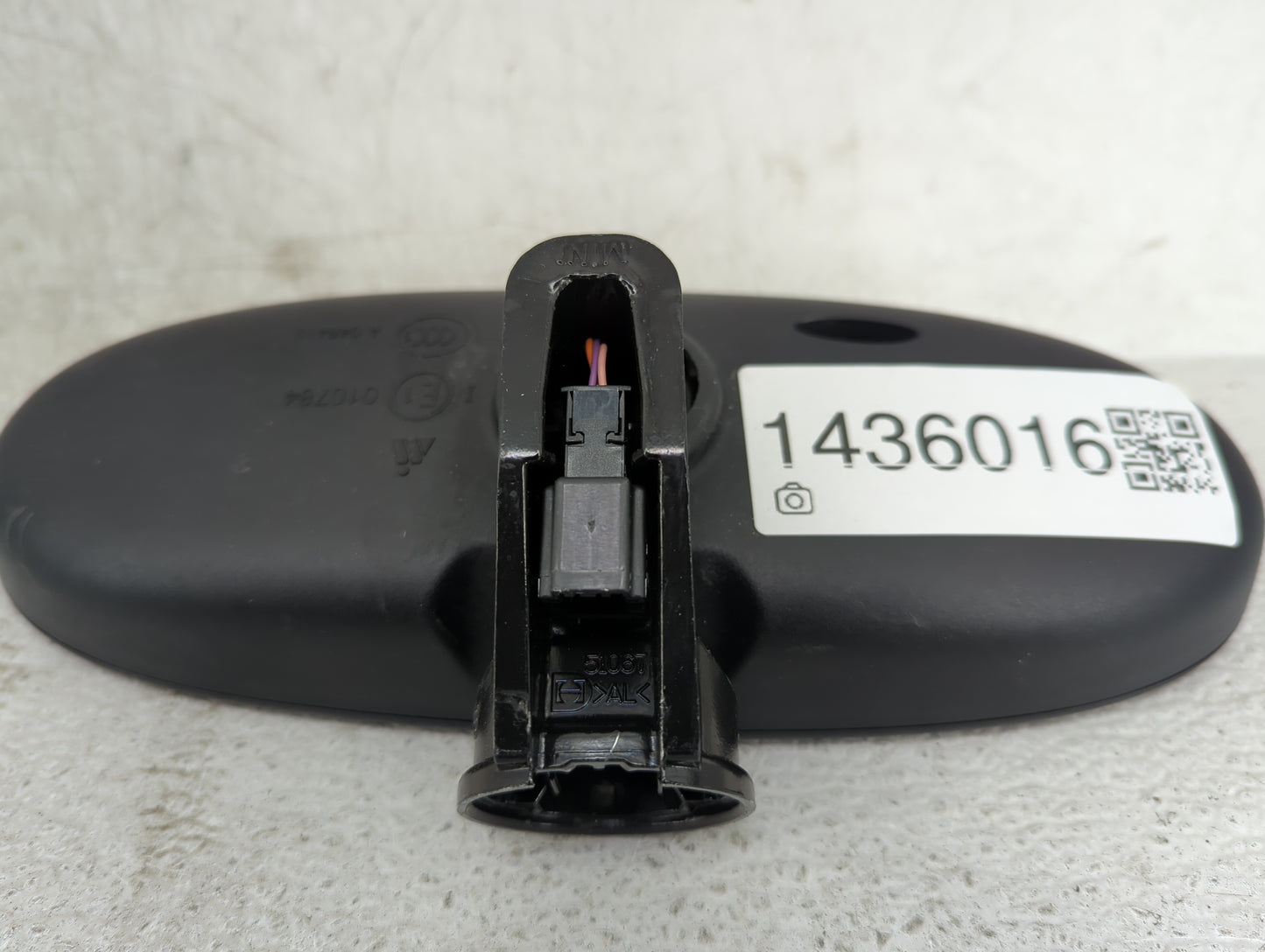 2012 Mini Countryman Interior Rear View Mirror Replacement OEM P/N:E1010784 A046412 Fits OEM Used Auto Parts - Oemusedautopa
