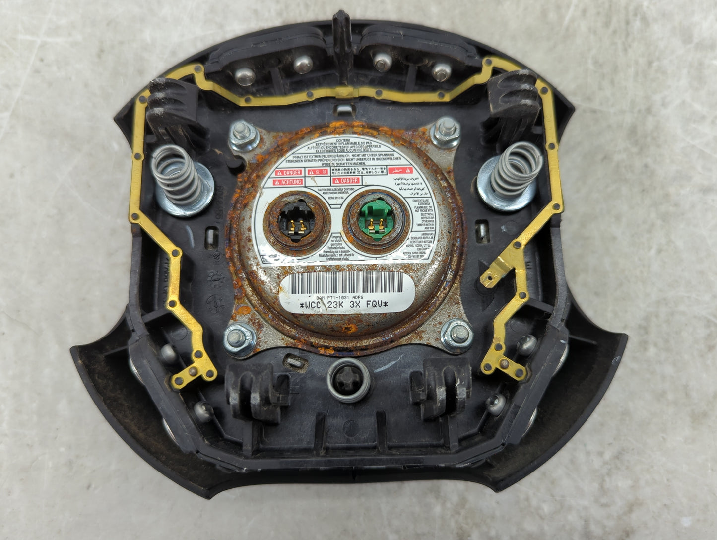 2012 Mini Countryman Air Bag Driver Left Steering Wheel Mounted P/N:PT1-1031 Fits OEM Used Auto Parts - Oemusedautoparts1.co