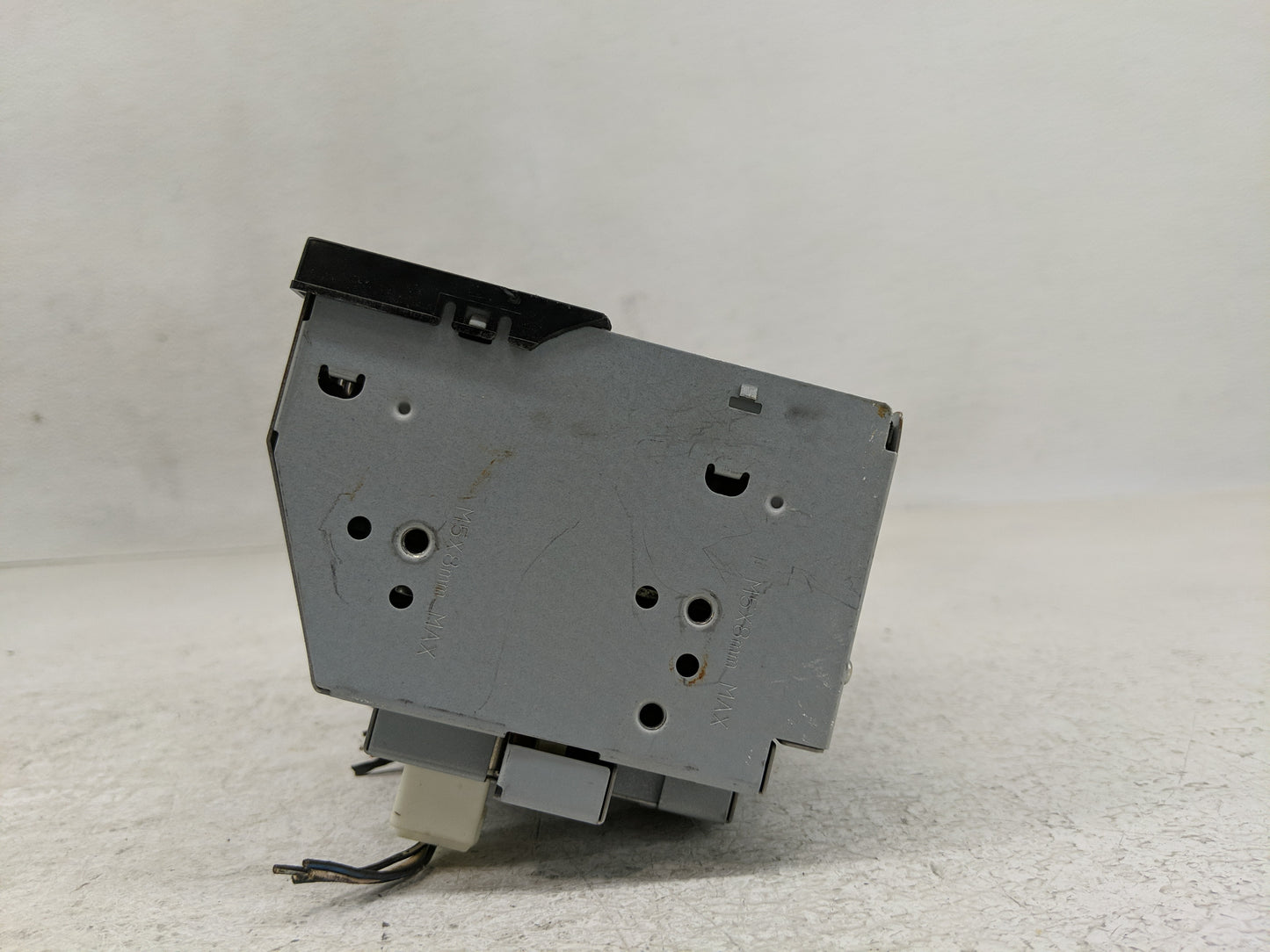 2010-2012 Mitsubishi Galant Information Display Screen - Oemusedautoparts1.com