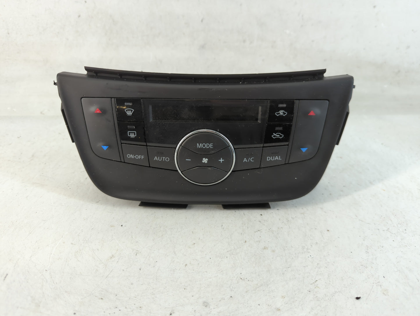 2006-2012 Mitsubishi Galant Radio AM FM Cd Player Receiver Replacement P/N:T473420762 Fits Fits 2006 2007 2008 2009 2010 201