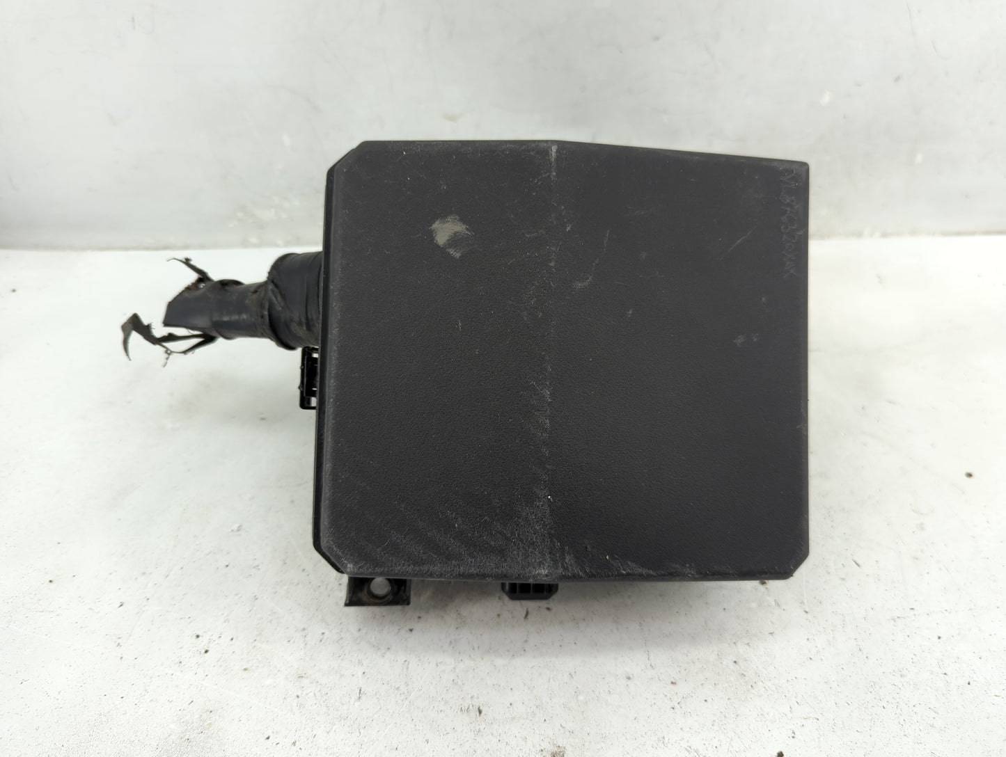2012-2015 Mitsubishi Lancer Fusebox Fuse Box Panel Relay Module P/N:8565A268 Fits Fits 2012 2013 2014 2015 OEM Used Auto Par