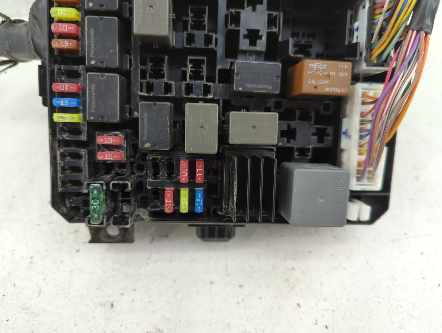 2012-2015 Mitsubishi Lancer Fusebox Fuse Box Panel Relay Module P/N:8565A268 Fits Fits 2012 2013 2014 2015 OEM Used Auto Par