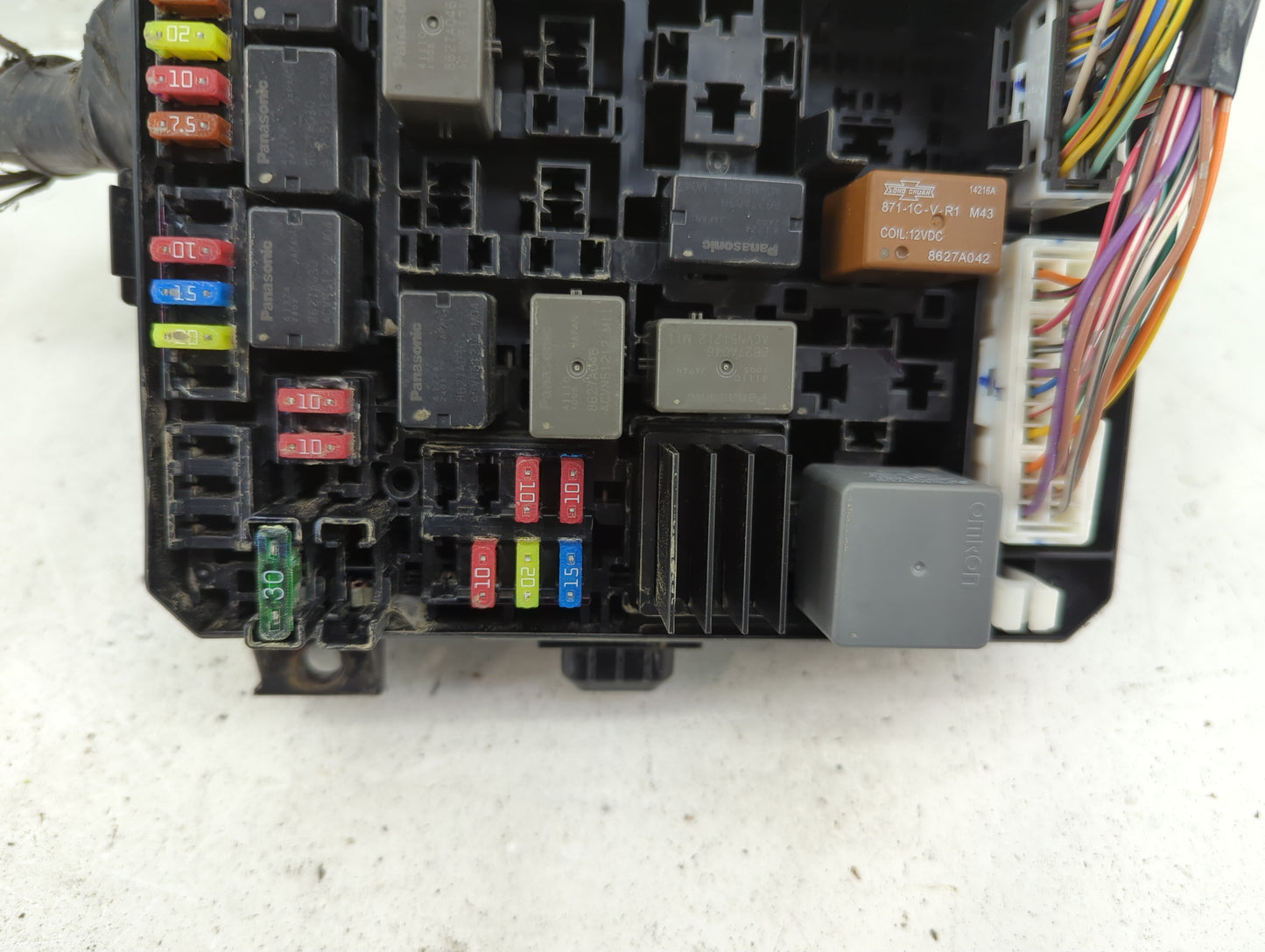 2012-2015 Mitsubishi Lancer Fusebox Fuse Box Panel Relay Module P/N:8565A268 Fits Fits 2012 2013 2014 2015 OEM Used Auto Par