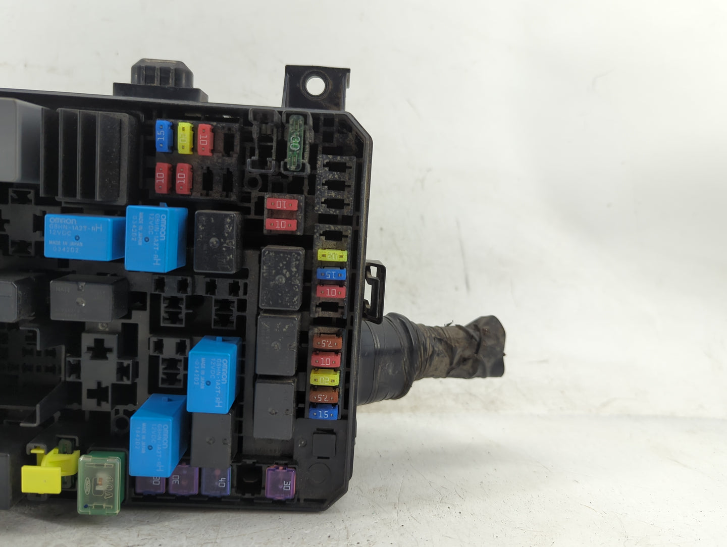 2012-2015 Mitsubishi Lancer Fusebox Fuse Box Panel Relay Module P/N:8565A268 Fits Fits 2012 2013 2014 2015 OEM Used Auto Par