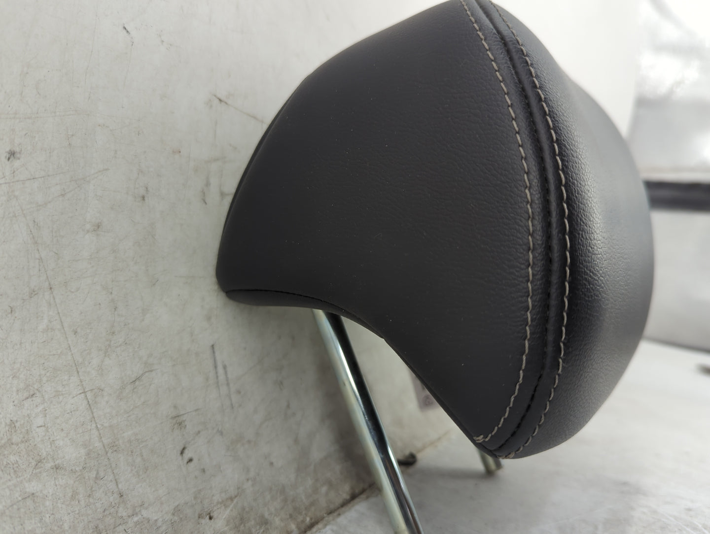 2009-2015 Mitsubishi Lancer Headrest Head Rest Front Driver Passenger Seat Fits Fits 2009 2010 2011 2012 2013 2014 2015 OEM 