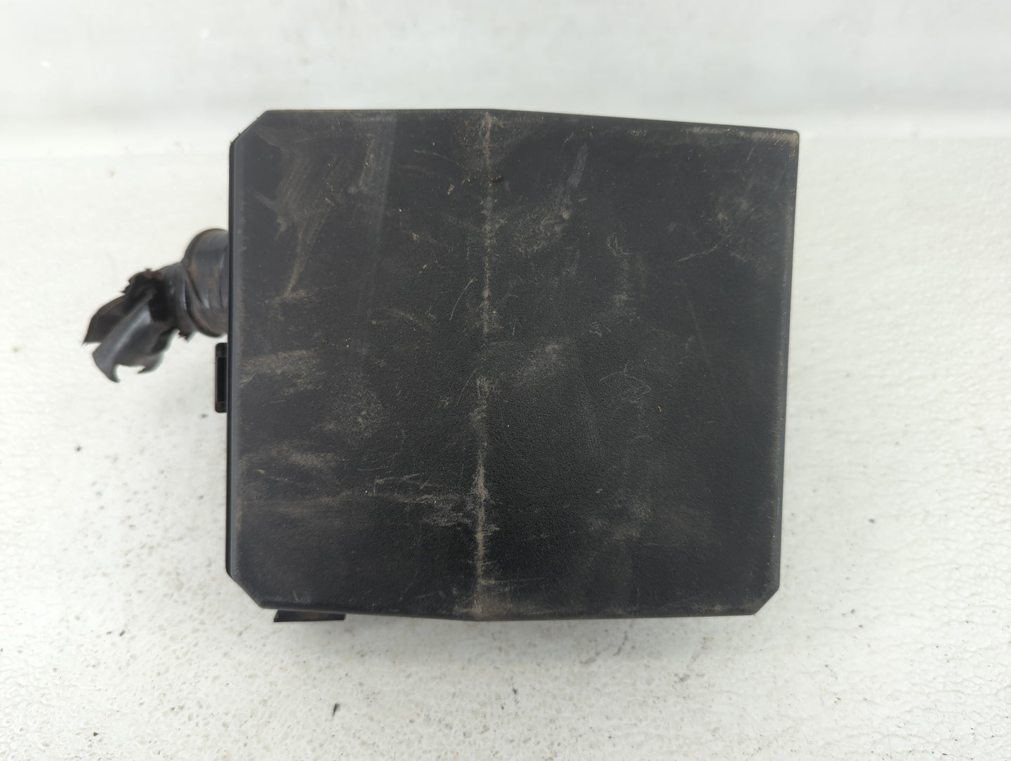 2012-2015 Mitsubishi Lancer Fusebox Fuse Box Panel Relay Module P/N:8565A024 Fits Fits 2012 2013 2014 2015 OEM Used Auto Par