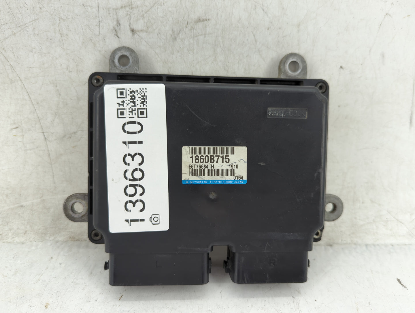 2012 Mitsubishi Outlander PCM Engine Control Computer ECU ECM PCU OEM P/N:1860B715 Fits OEM Used Auto Parts - Oemusedautopar