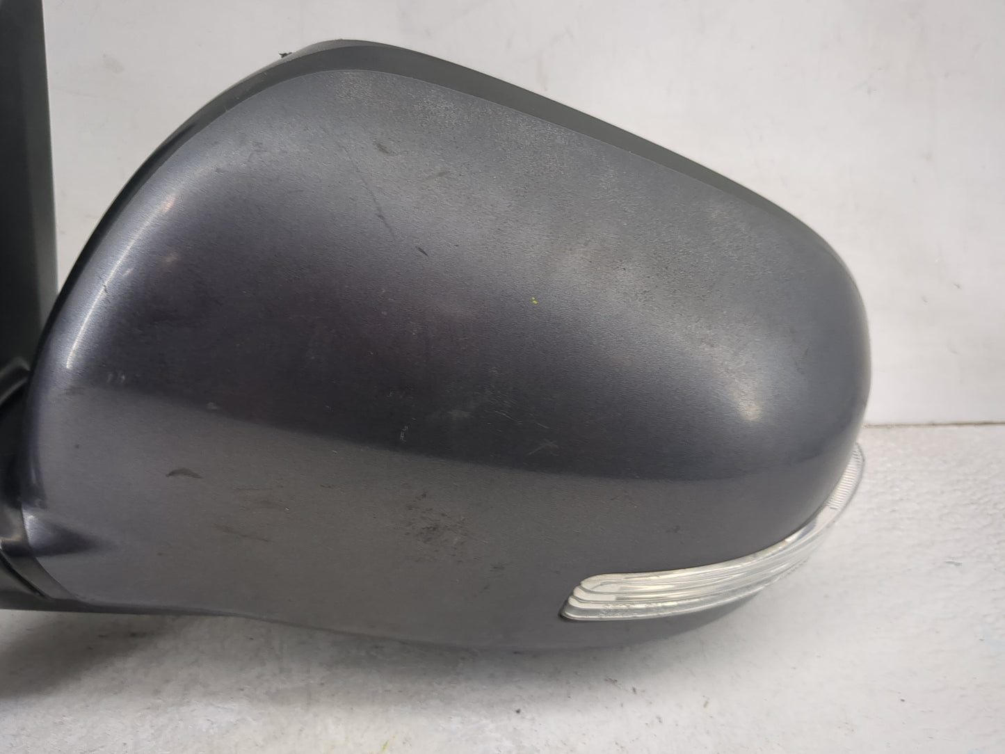 2010-2012 Mitsubishi Outlander Driver Side View Mirror - Left Door Mirror OEM Used - Oemusedautoparts1.com