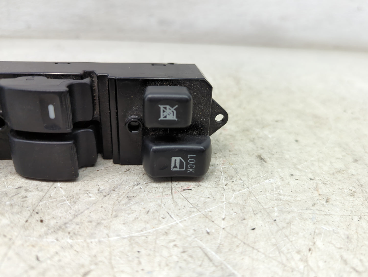 2007-2013 Mitsubishi Outlander Master Power Window Switch Replacement Driver Side Left P/N:8608A187 C8D-D652M Fits OEM Used 