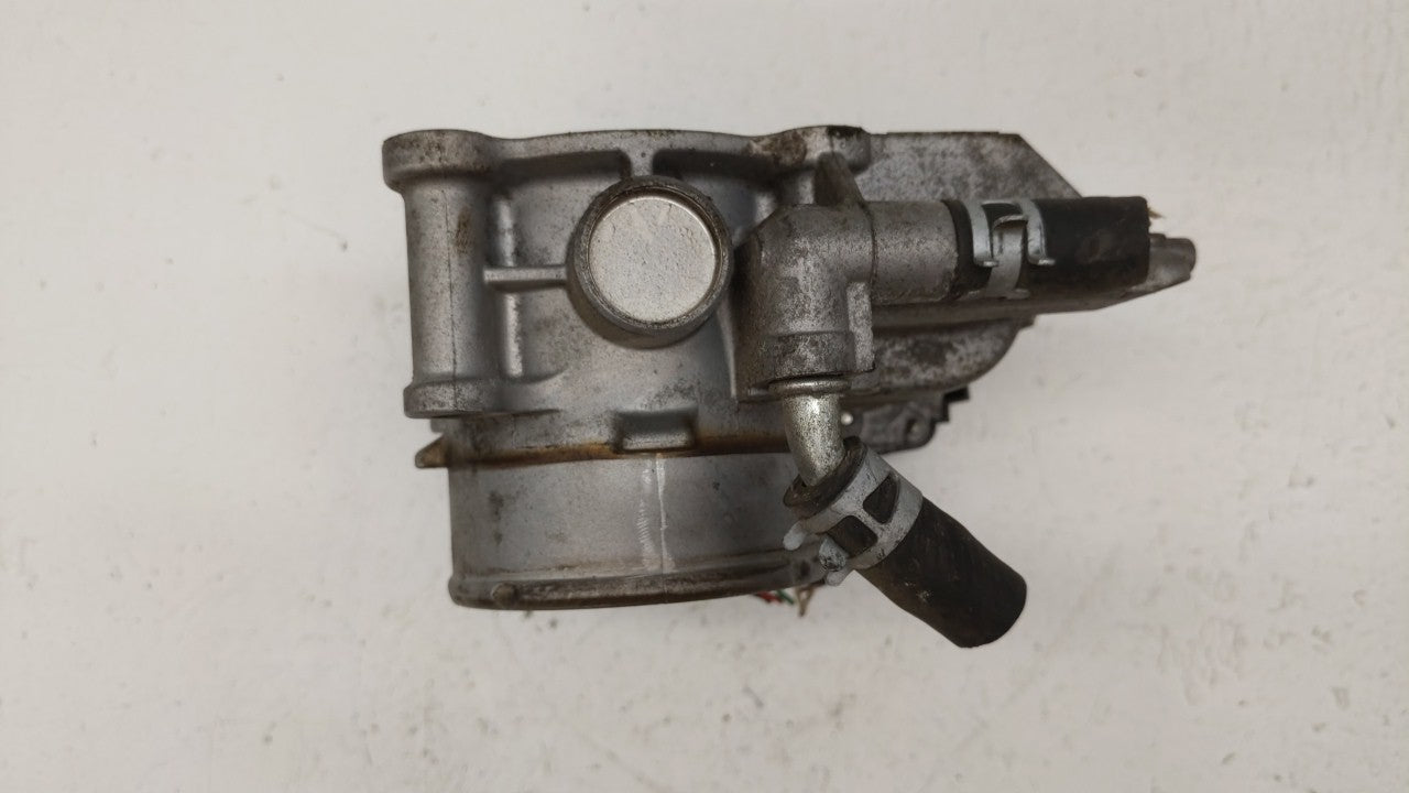 2012 Mitsubishi Outlander Throttle Body P/N:17060241 Fits OEM Used Auto Parts - Oemusedautoparts1.com