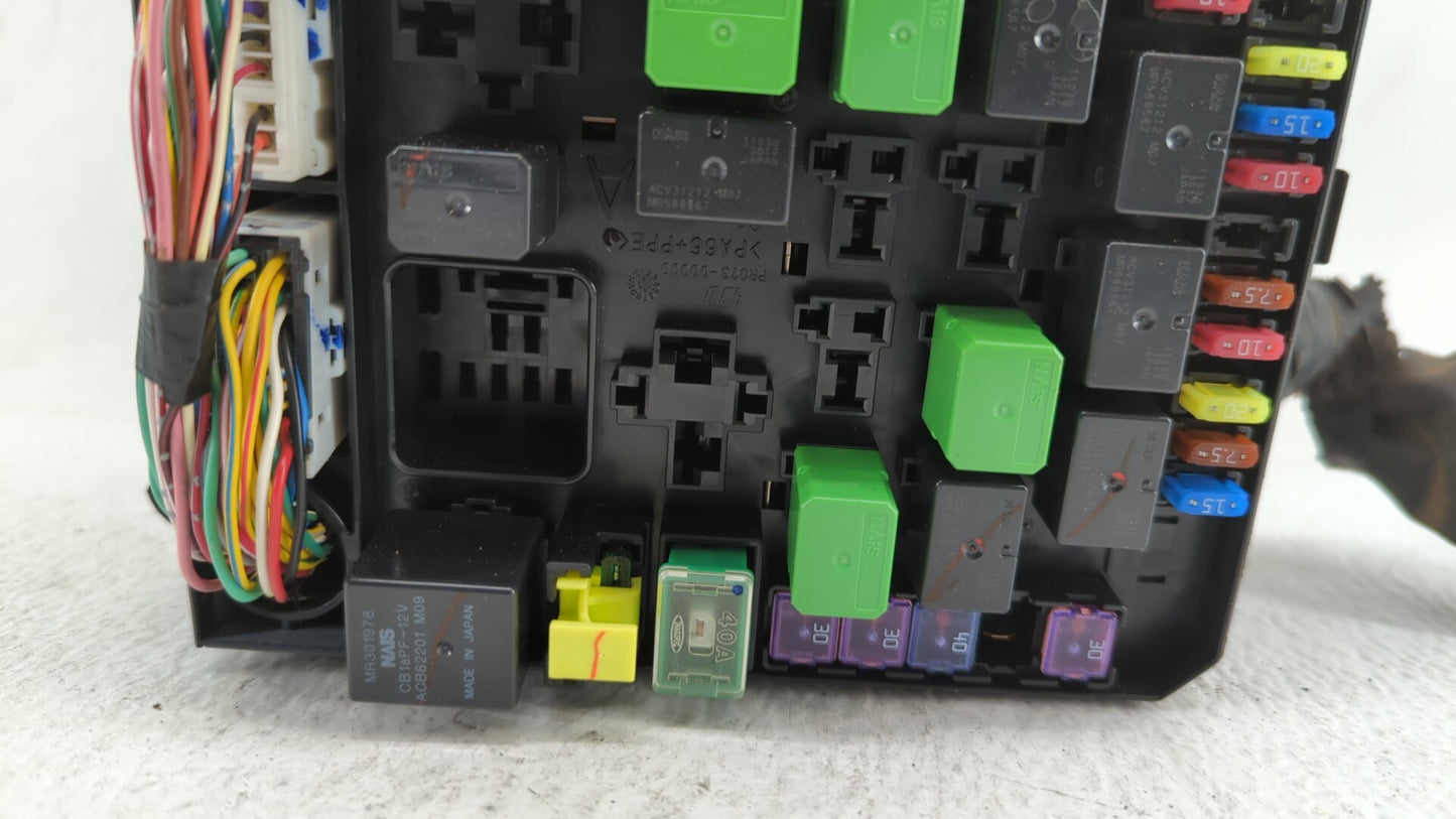 2012 Mitsubishi Outlander Fusebox Fuse Box Panel Relay Module Fits OEM Used Auto Parts - Oemusedautoparts1.com