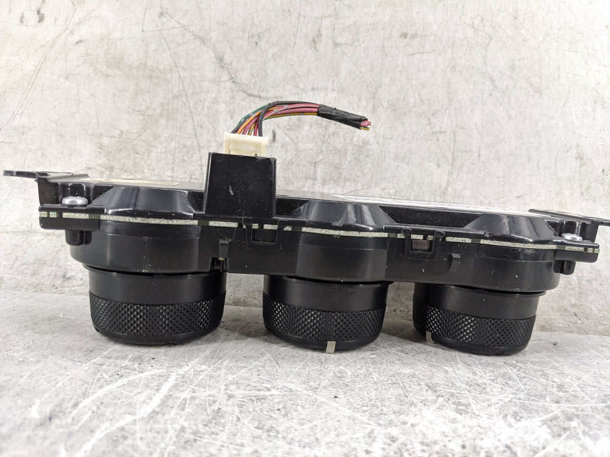 2007-2013 Mitsubishi Outlander Climate Control Module Temperature AC/Heater Replacement P/N:7820A073XA Fits OEM Used Auto Pa