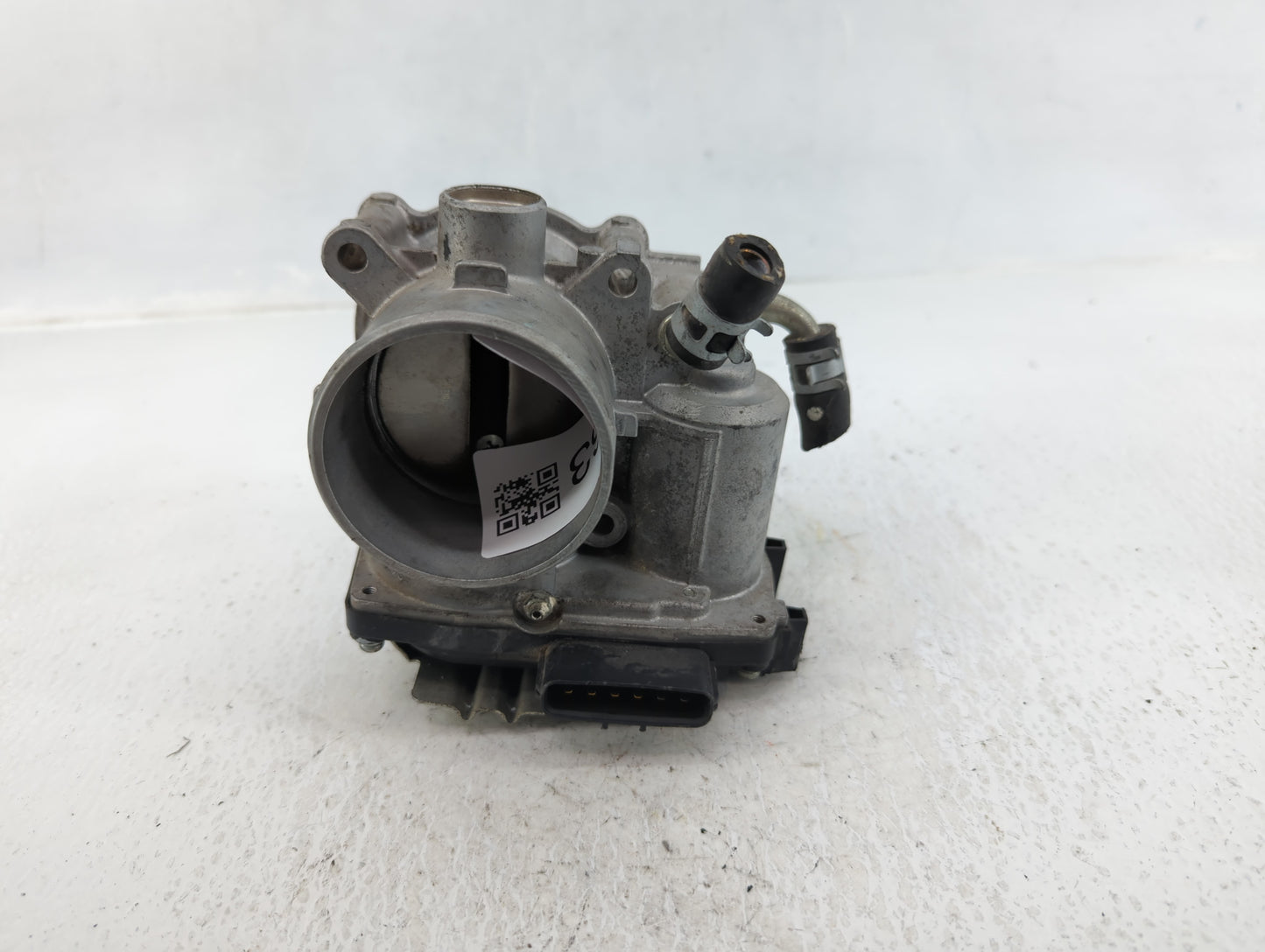 2012 Mitsubishi Outlander Throttle Body P/N:2005 060 57021 B Fits OEM Used Auto Parts - Oemusedautoparts1.com