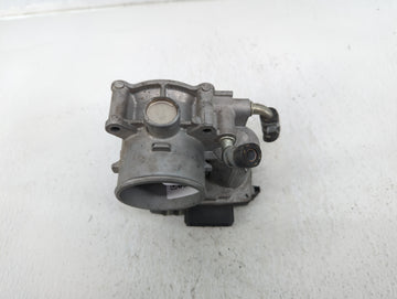 2012 Mitsubishi Outlander Throttle Body P/N:2005 060 57021 B Fits OEM Used Auto Parts