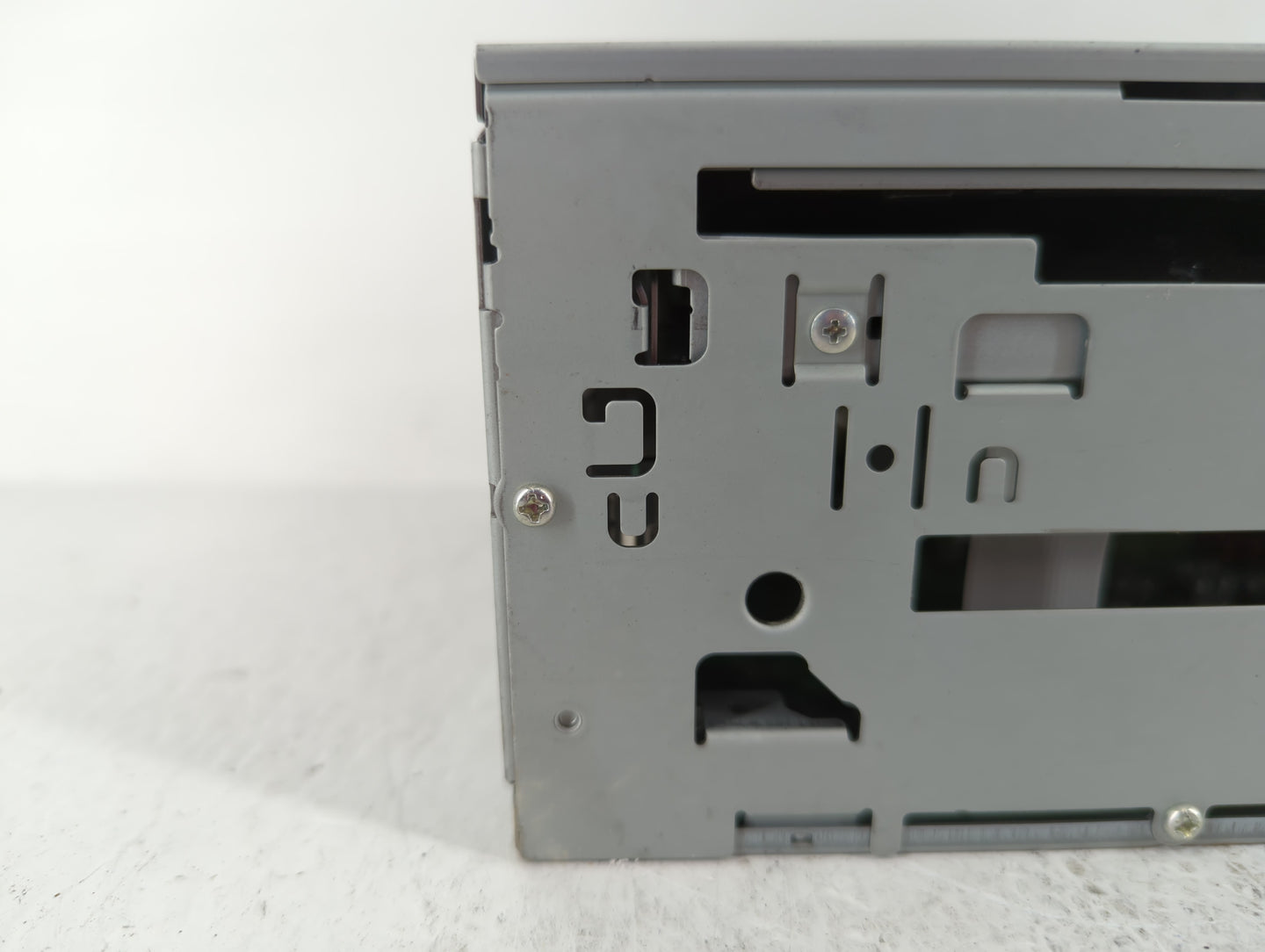 2008-2013 Mitsubishi Outlander Am Fm Cd Player Radio Receiver - Oemusedautoparts1.com