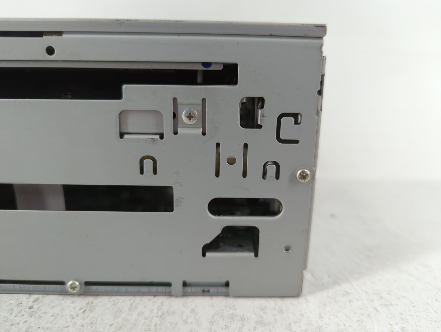 2008-2013 Mitsubishi Outlander Am Fm Cd Player Radio Receiver - Oemusedautoparts1.com