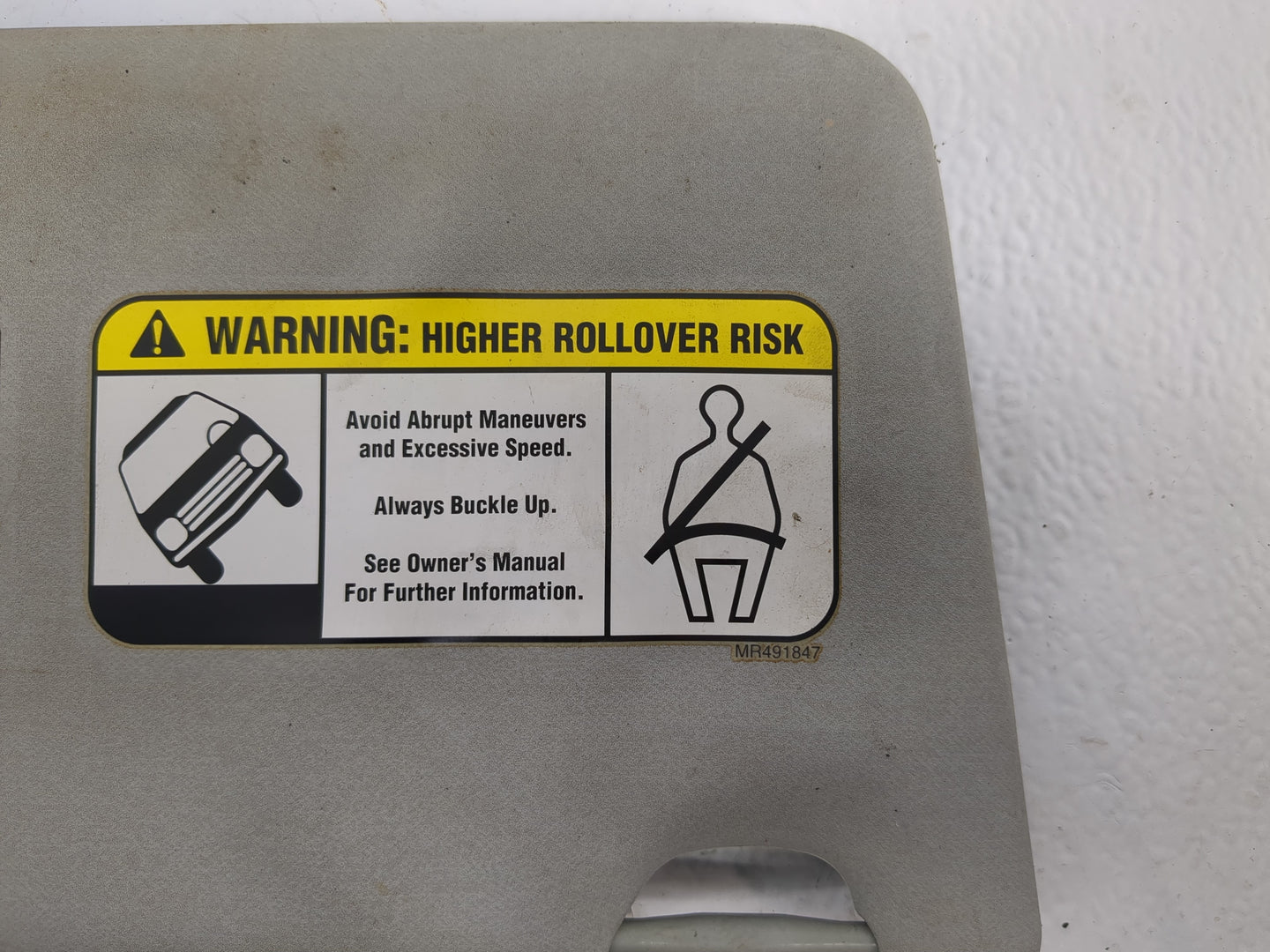 2011-2012 Mitsubishi Outlander Sport Sun Visor Shade Replacement Driver Left Mirror Fits Fits 2010 2011 2012 OEM Used Auto P